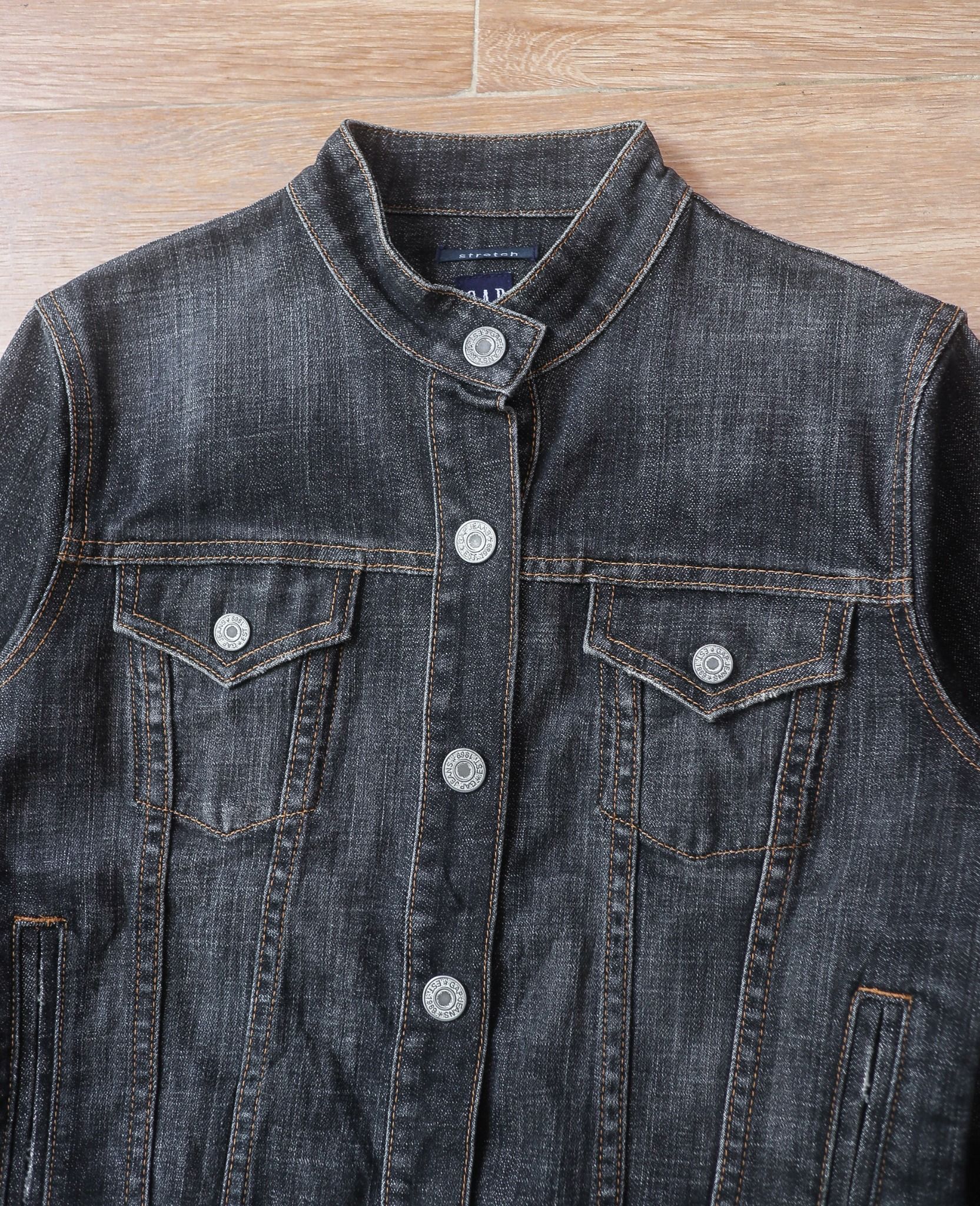  05.26.24 - VTG CROPPED DENIM TRUCKER JACKET - GAP 