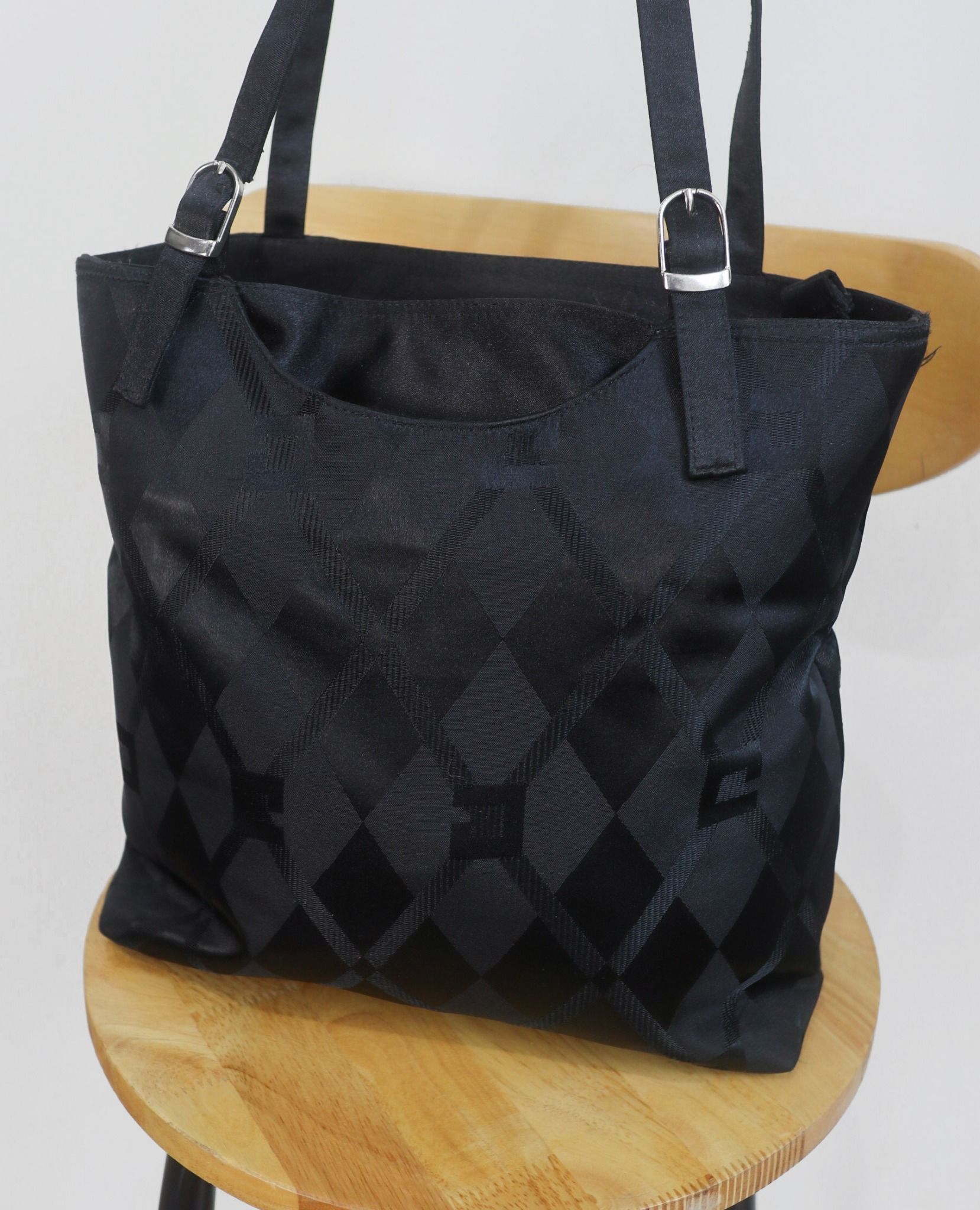  07.18.23 - VTG BAG 