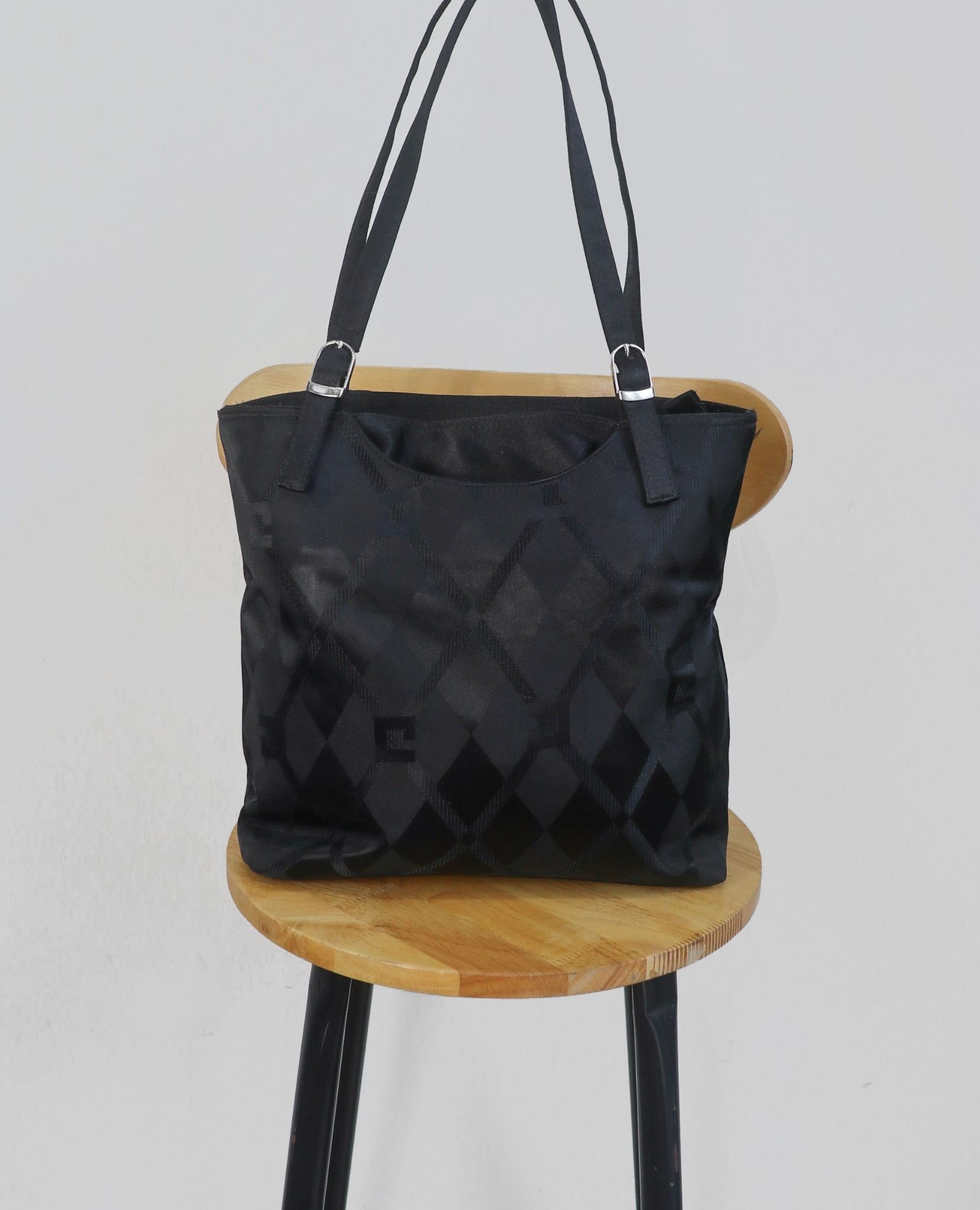  07.18.23 - VTG BAG 