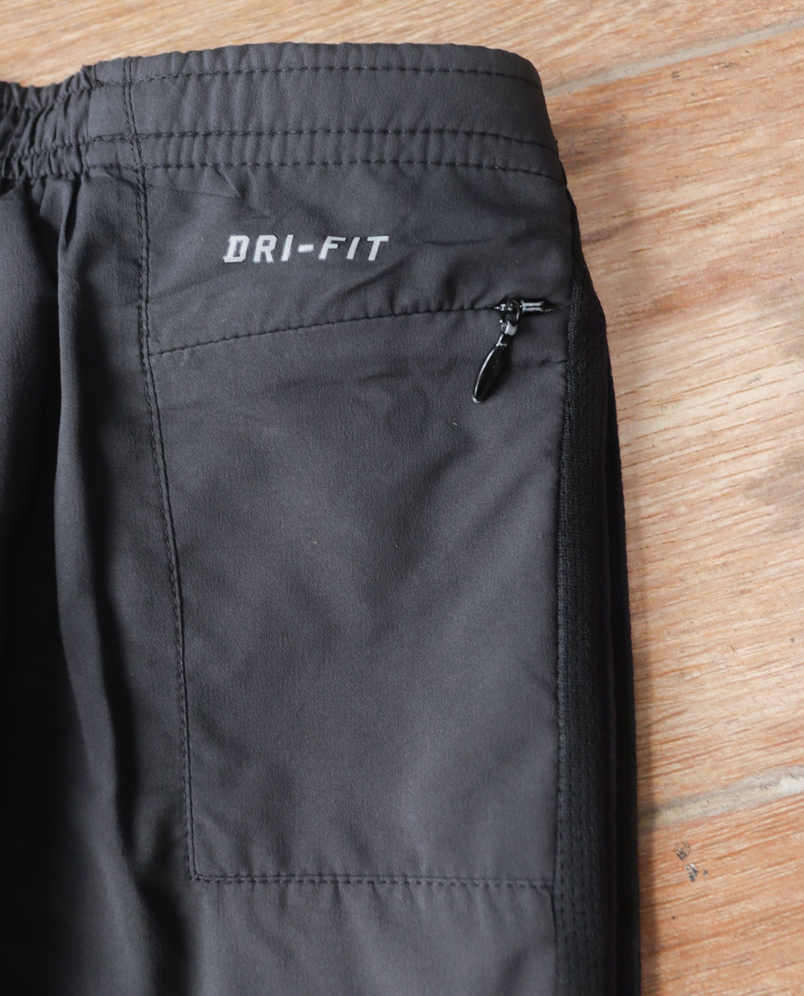  05.14.23 - VTG TRACK SHORT - NIKE 