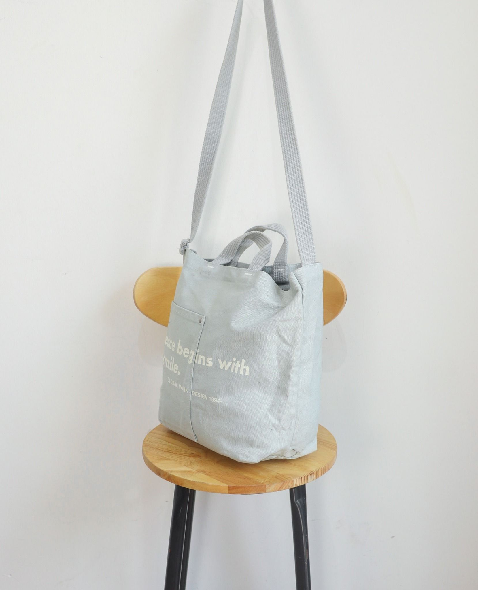  07.18.23 - VTG BAG - GLOBAL WORK 