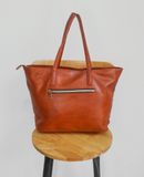  07.18.23 - VTG LEATHER BAG 