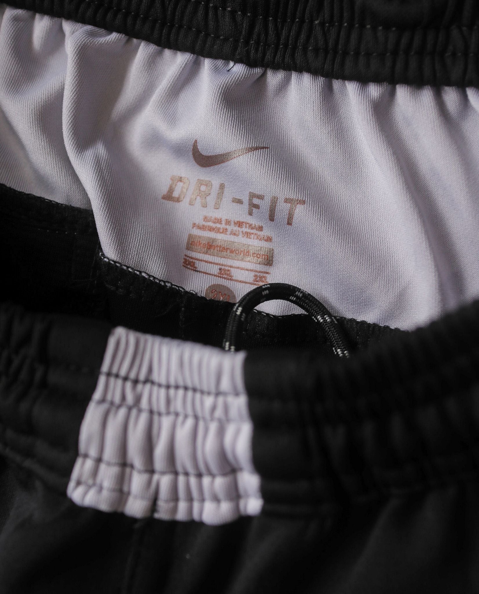  05.14.23 - VTG TRACK SHORT - NIKE 