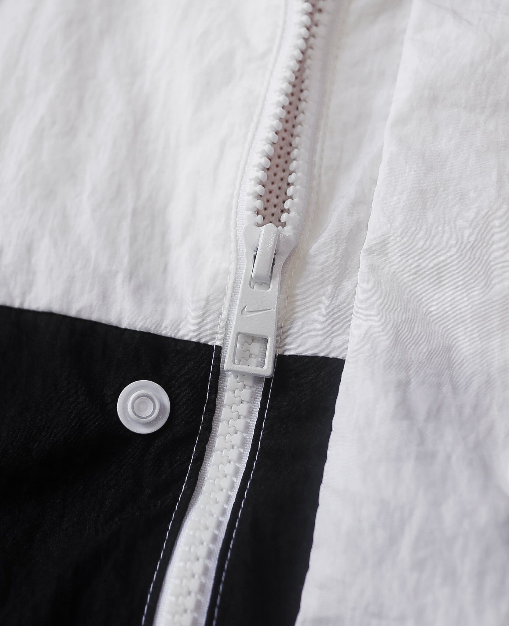  06.02.24 - VTG WINDBREAKER TRACK JACKET - NIKE 2020 