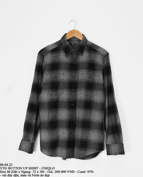  08.04.22 - VTG BUTTON UP SHIRT - UNIQLO 
