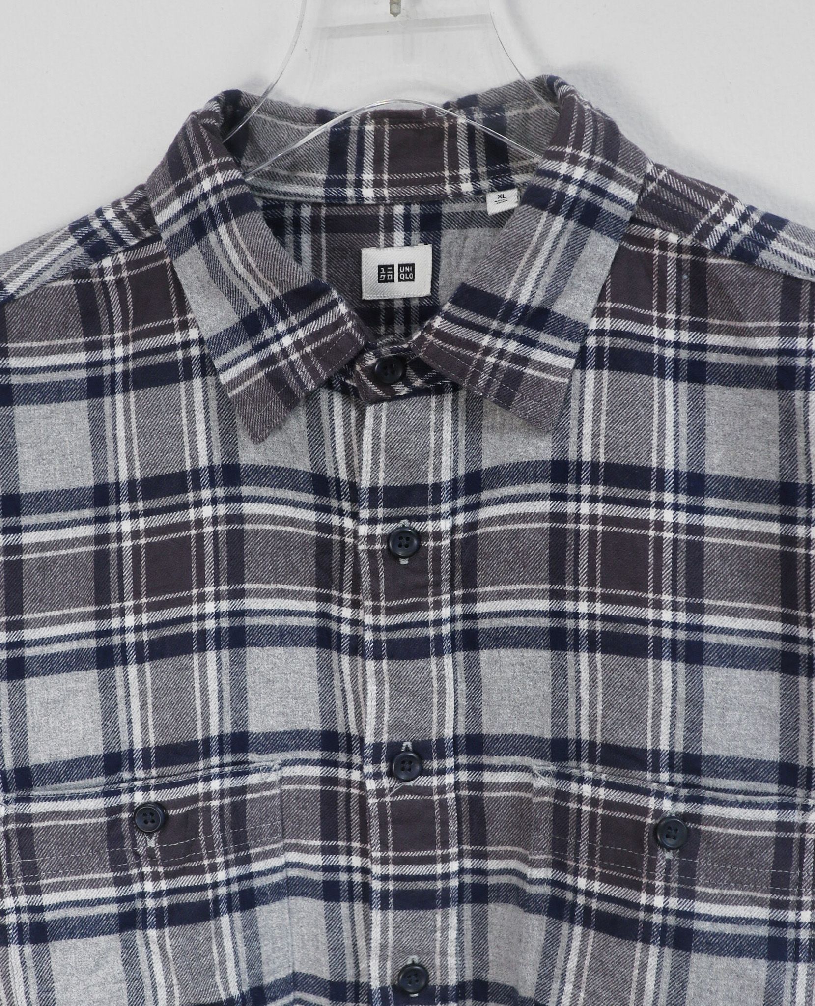  08.03.23 - VTG FLANNEL BUTTON UP SHIRT - UNIQLO 