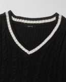  12.19.23 - VTG CROPPED KNIT VEST - CHIP CLIP 