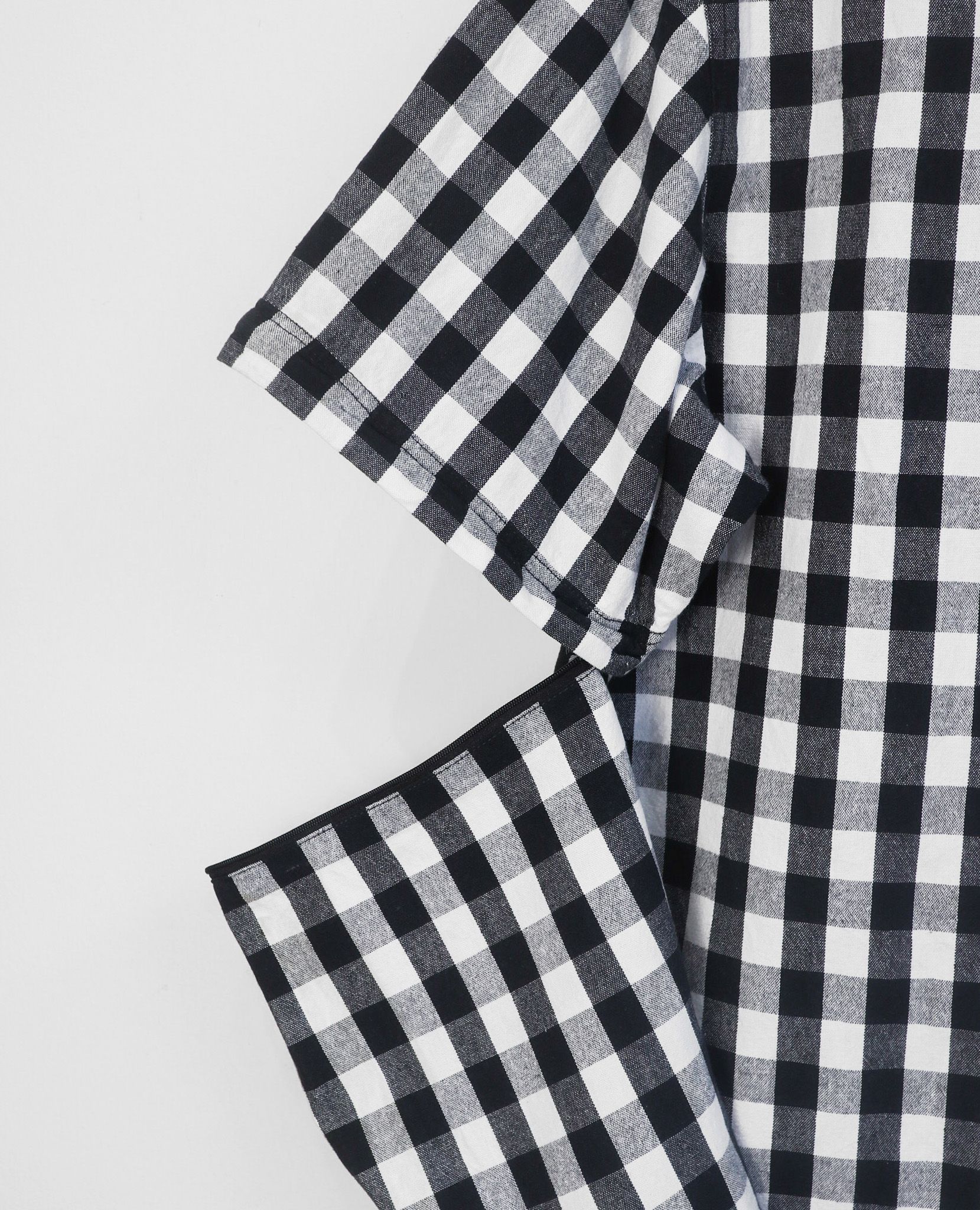  08.03.23 - VTG BUTTON UP SHIRT - AIRWALK 