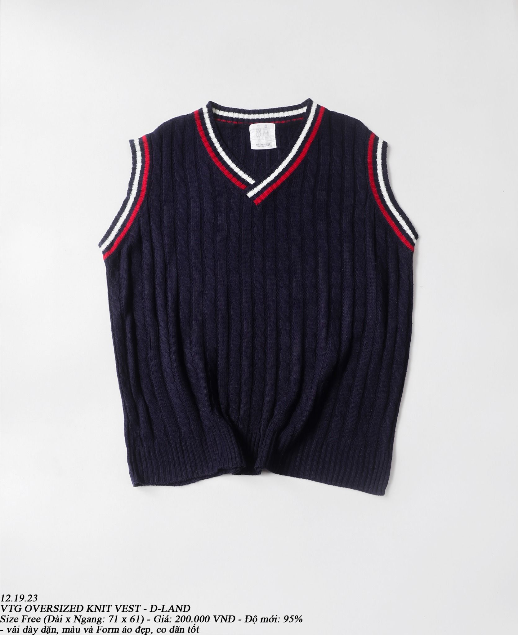  12.19.23 - VTG OVERSIZED KNIT VEST - D-LAND 