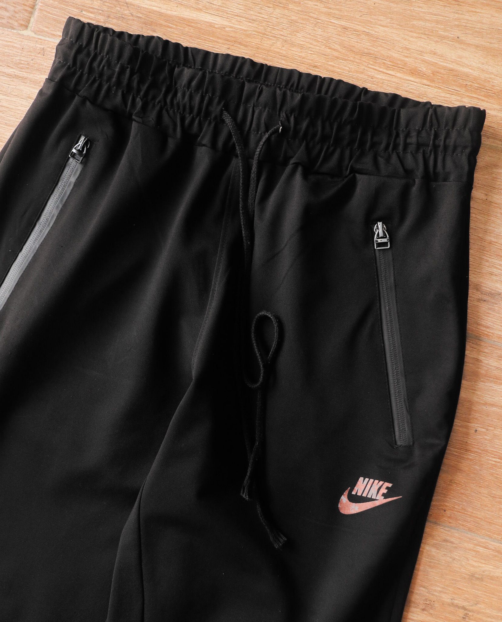  05.23.23 - VTG TRACK PANTS - NIKE 