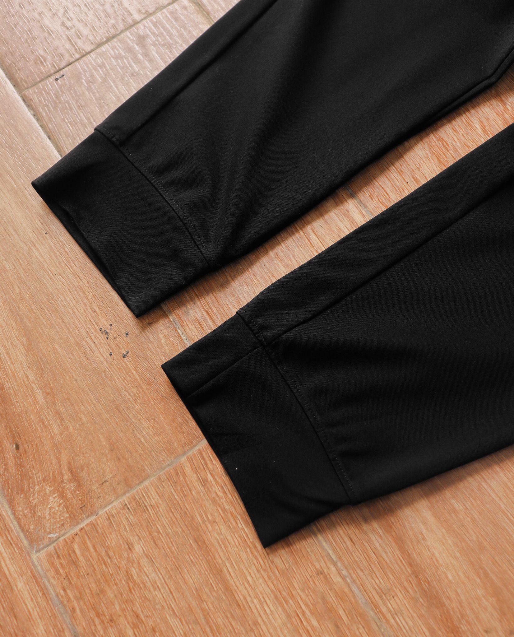  05.23.23 - VTG TRACK PANTS - NIKE 