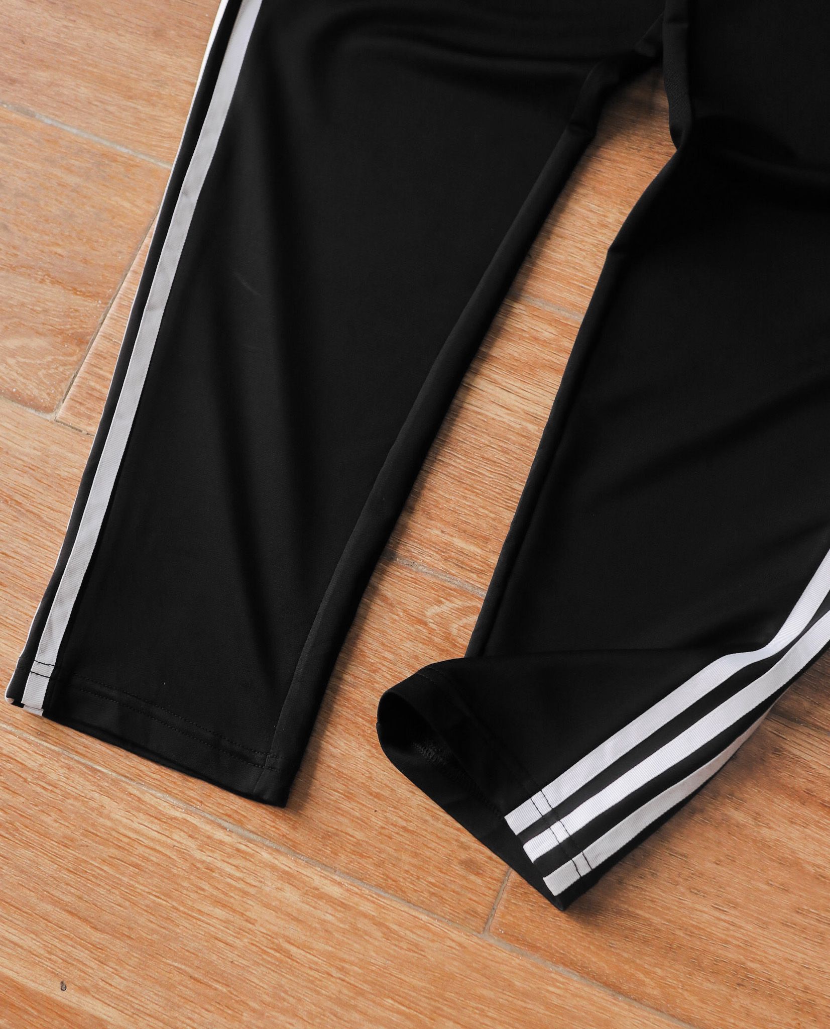  05.23.23 - VTG TRACK PANTS - ADIDAS 