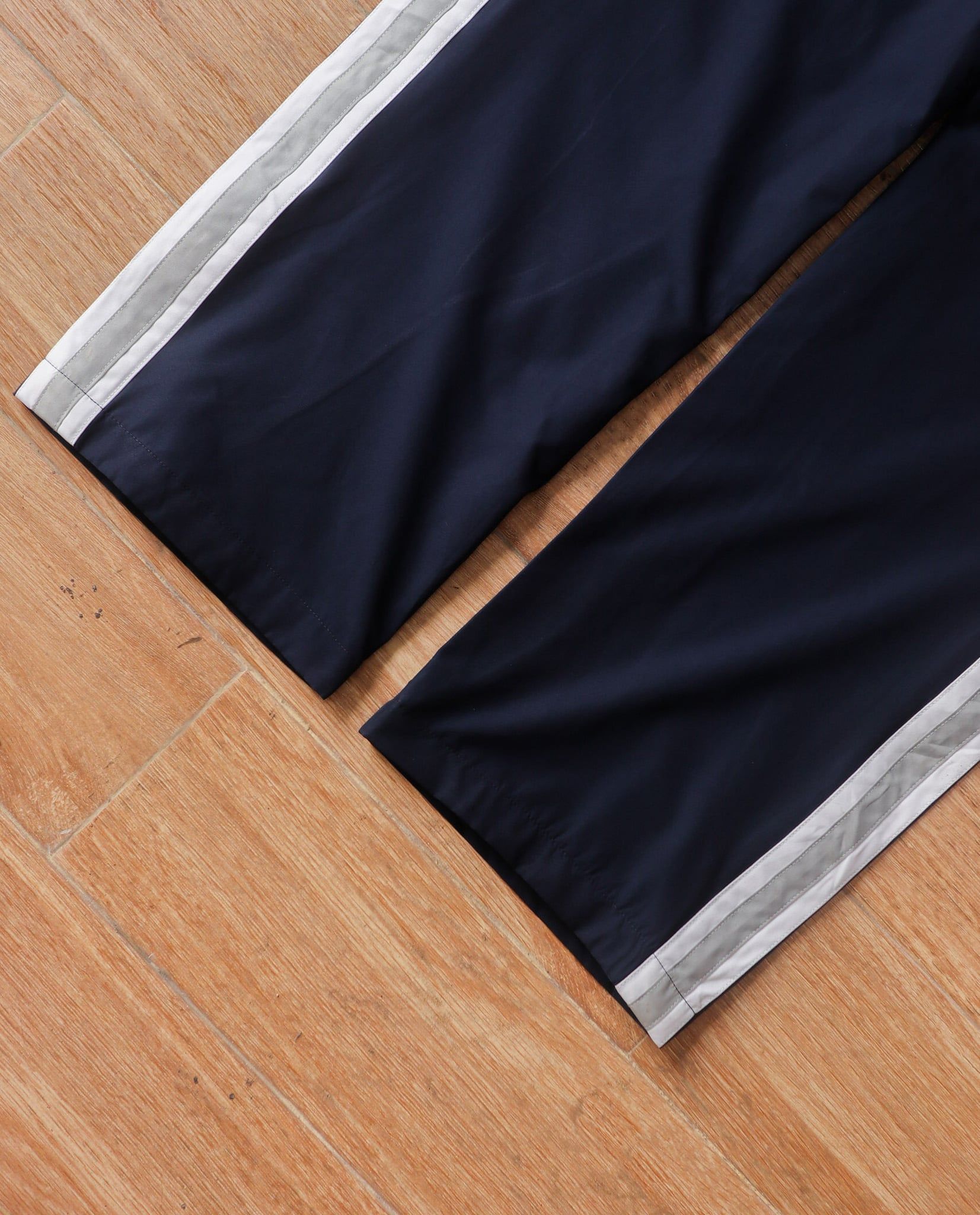  05.23.23 - VTG WIND TRACK PANTS - NEW BALANCE 