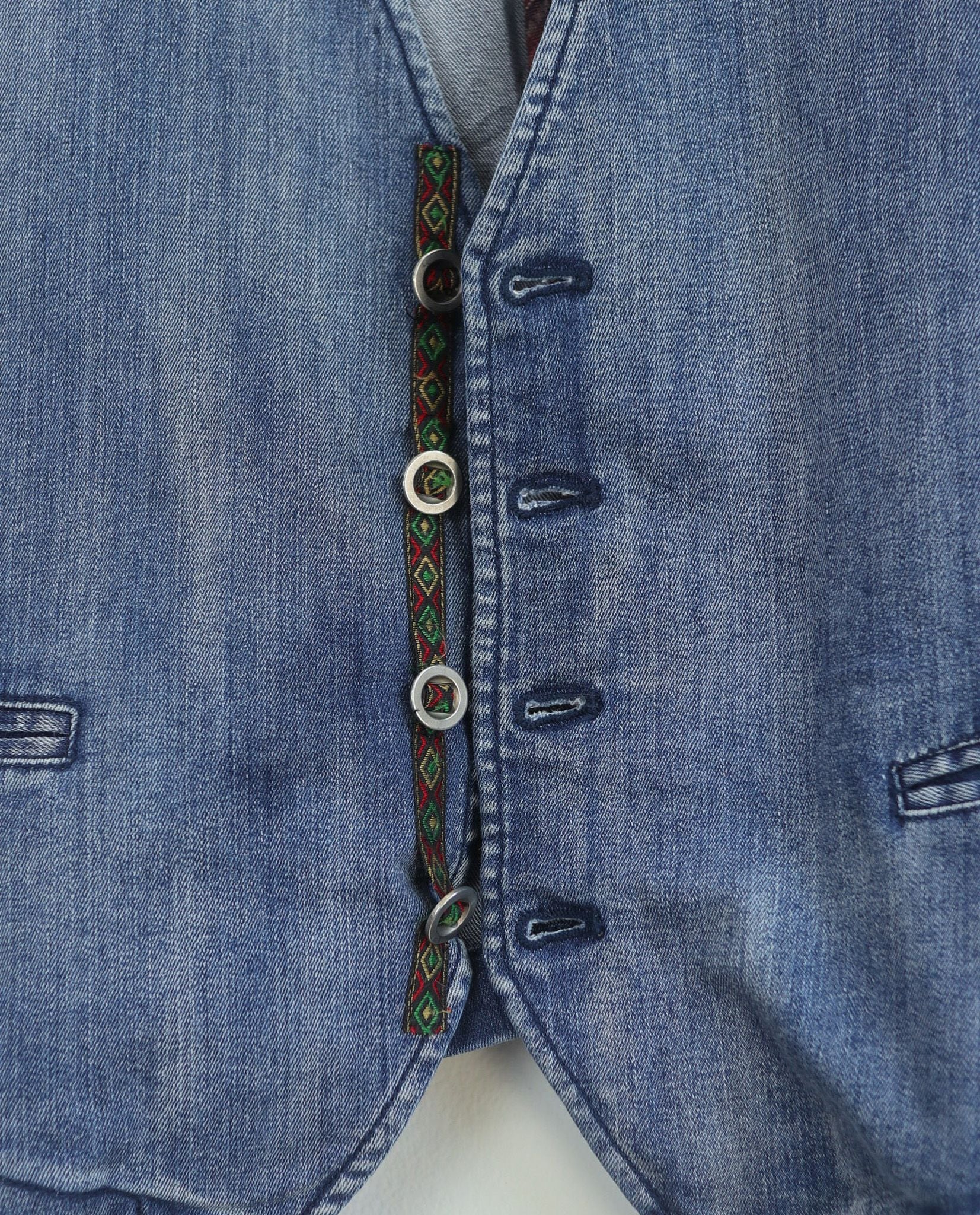  05.17.23 - VTG DENIM VEST JACKET - DOUBLE FOCUS 