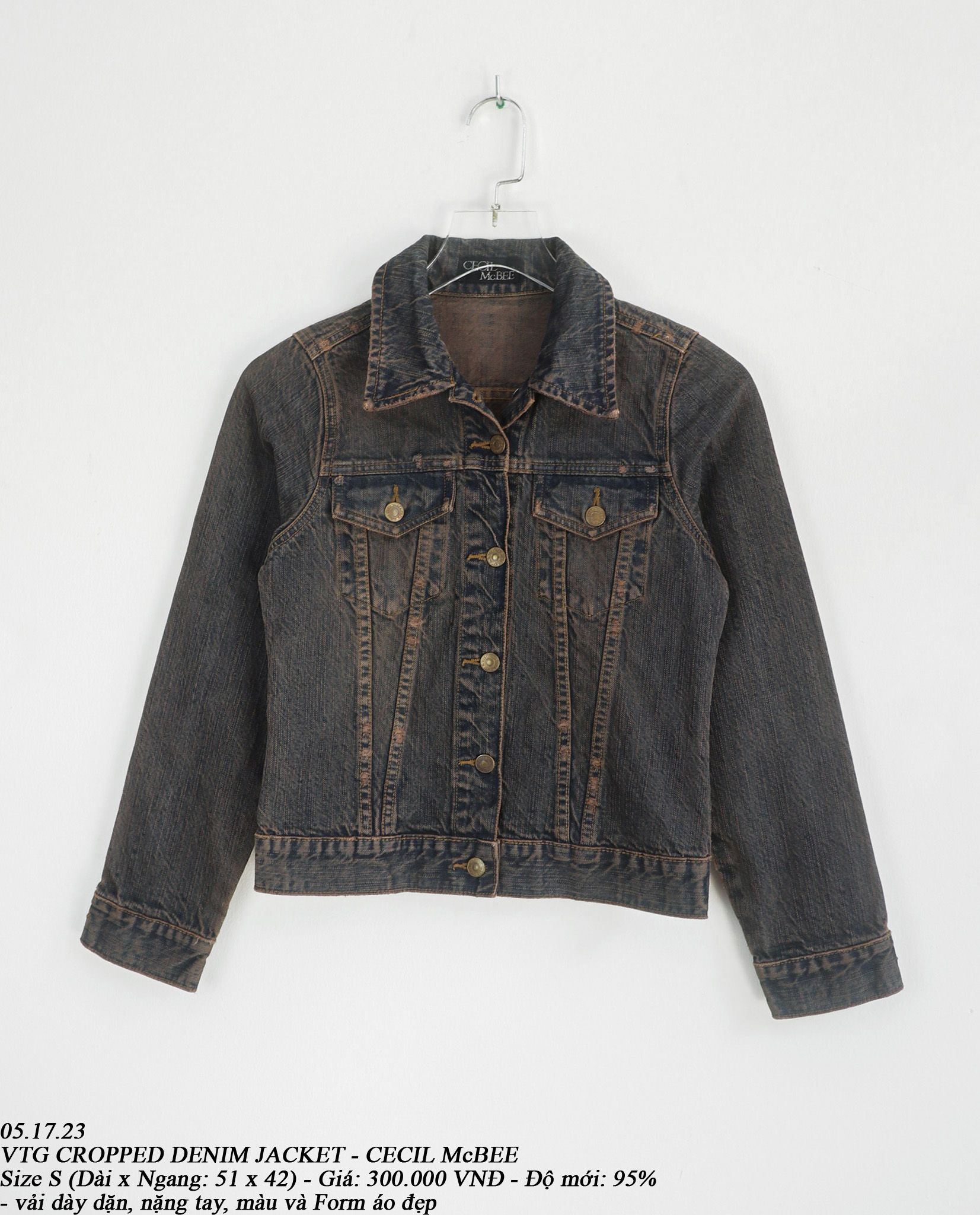  05.17.23 - VTG CROPPED DENIM JACKET - CECIL McBEE 