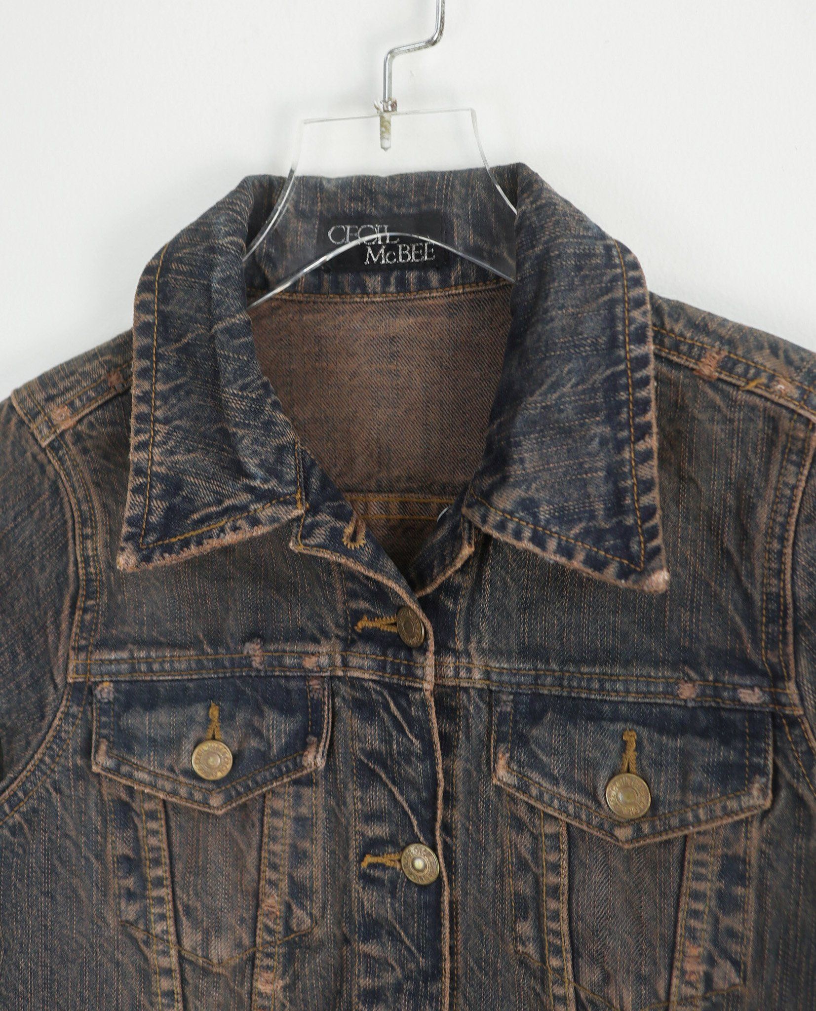  05.17.23 - VTG CROPPED DENIM JACKET - CECIL McBEE 