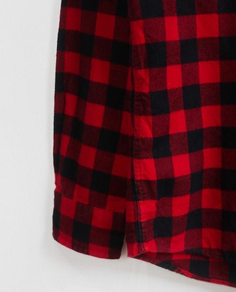  10.10.23 - VTG BUTTON UP SHIRT - TEAMS 
