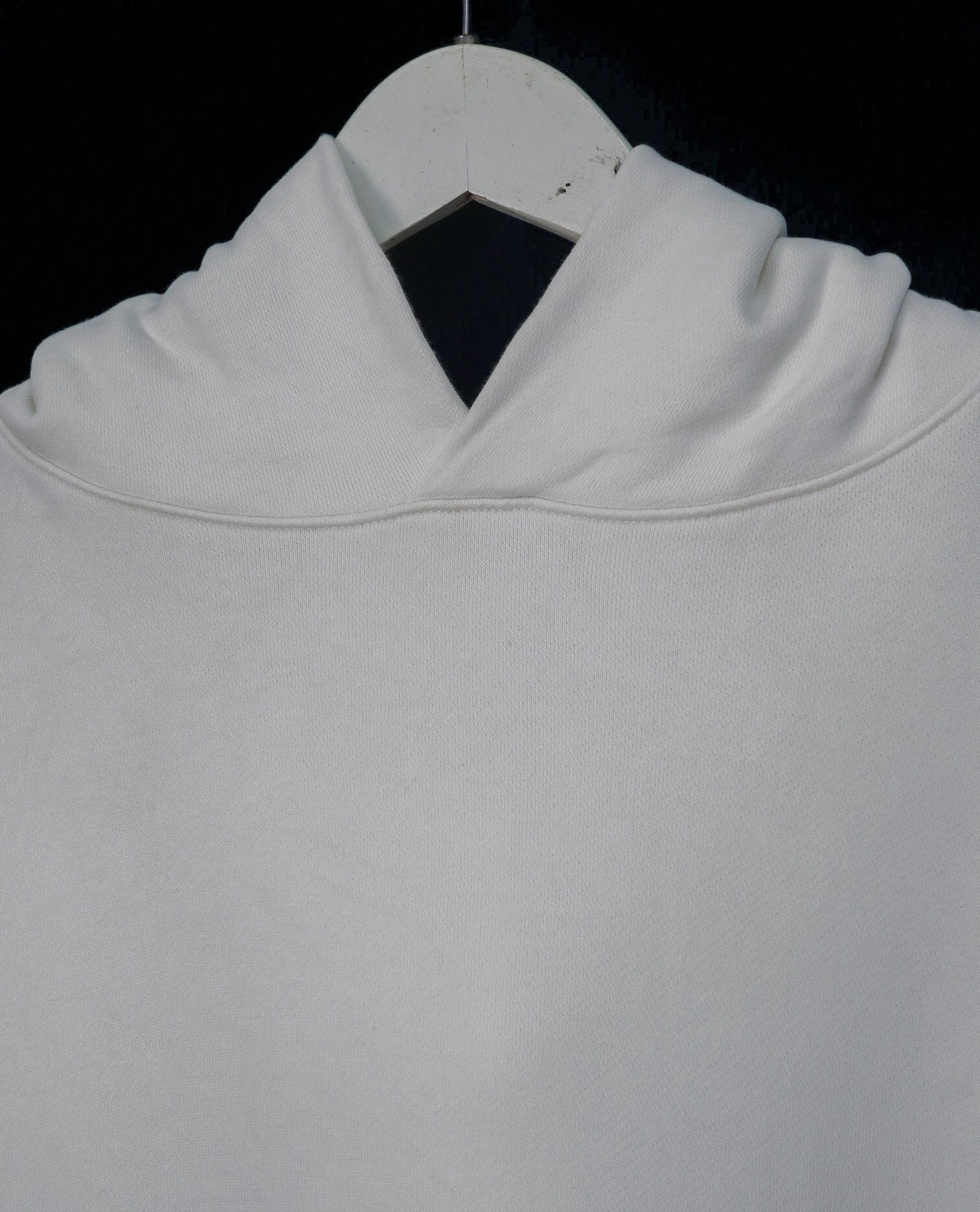  07.04.23 - VTG PULLOVER HOODIE - LUXLITE 