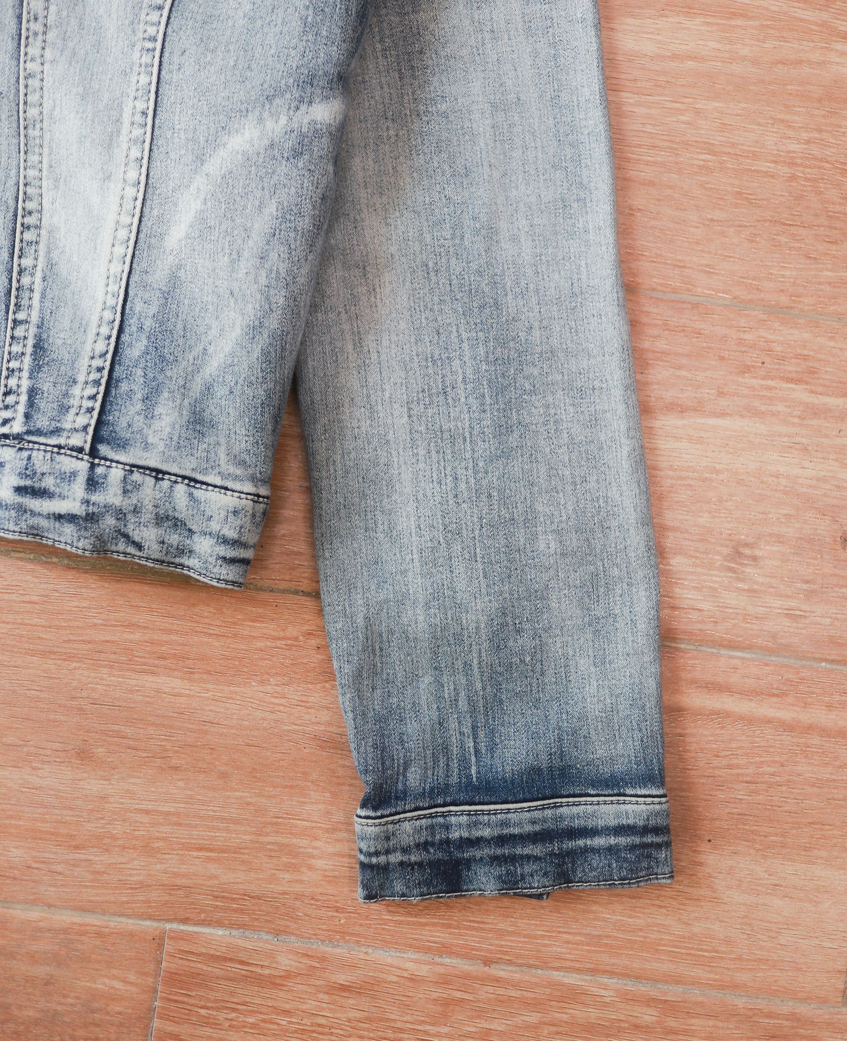  07.07.24 - VTG CROPPED DENIM JACKET - SUREVE 