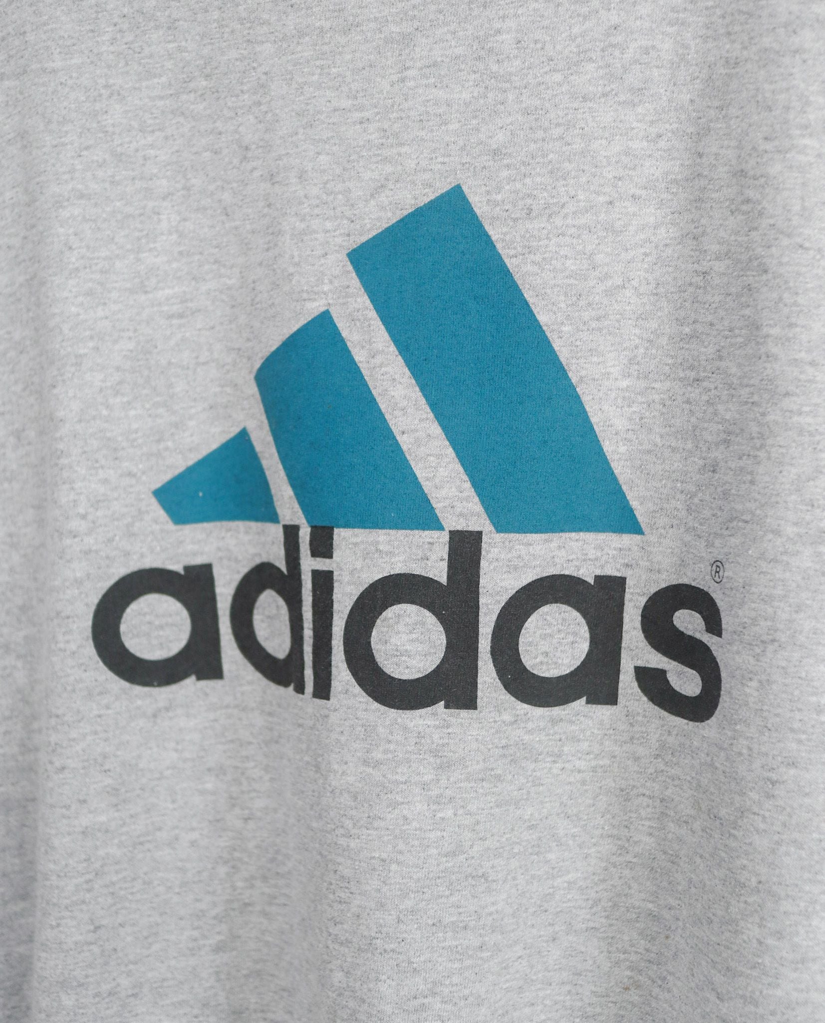  05.19.23 - VTG T-SHIRT - ADIDAS 90s 