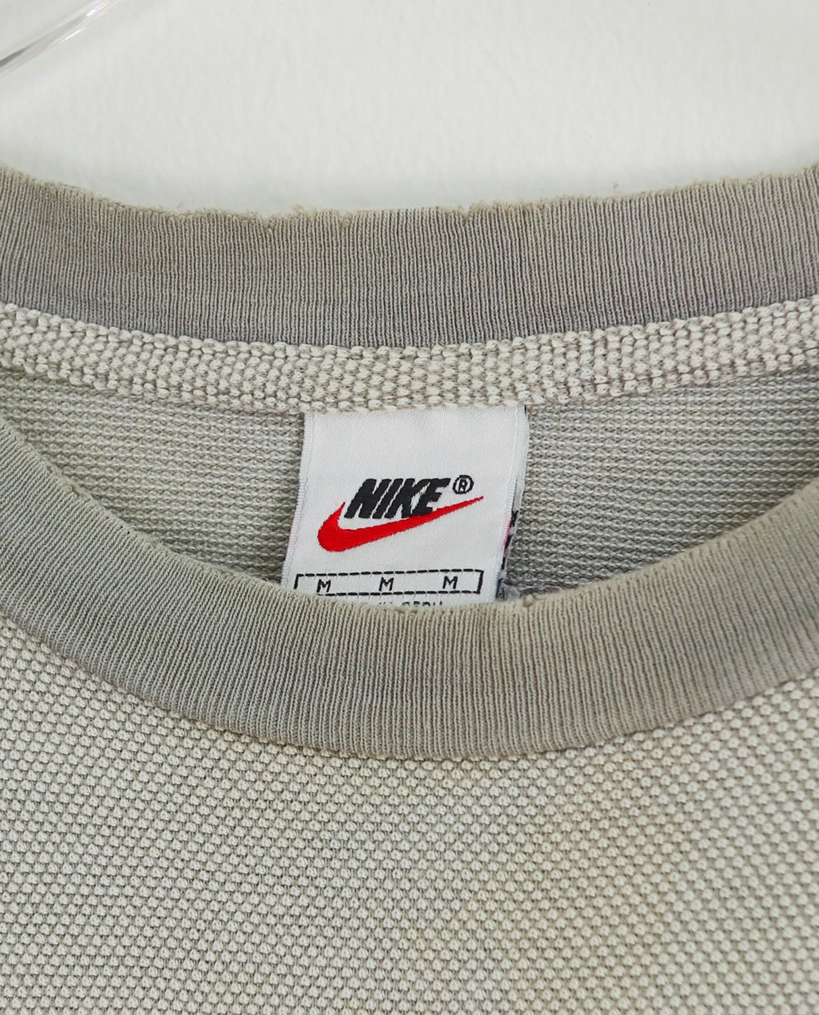  05.19.23 - VTG T-SHIRT - NIKE 90s 