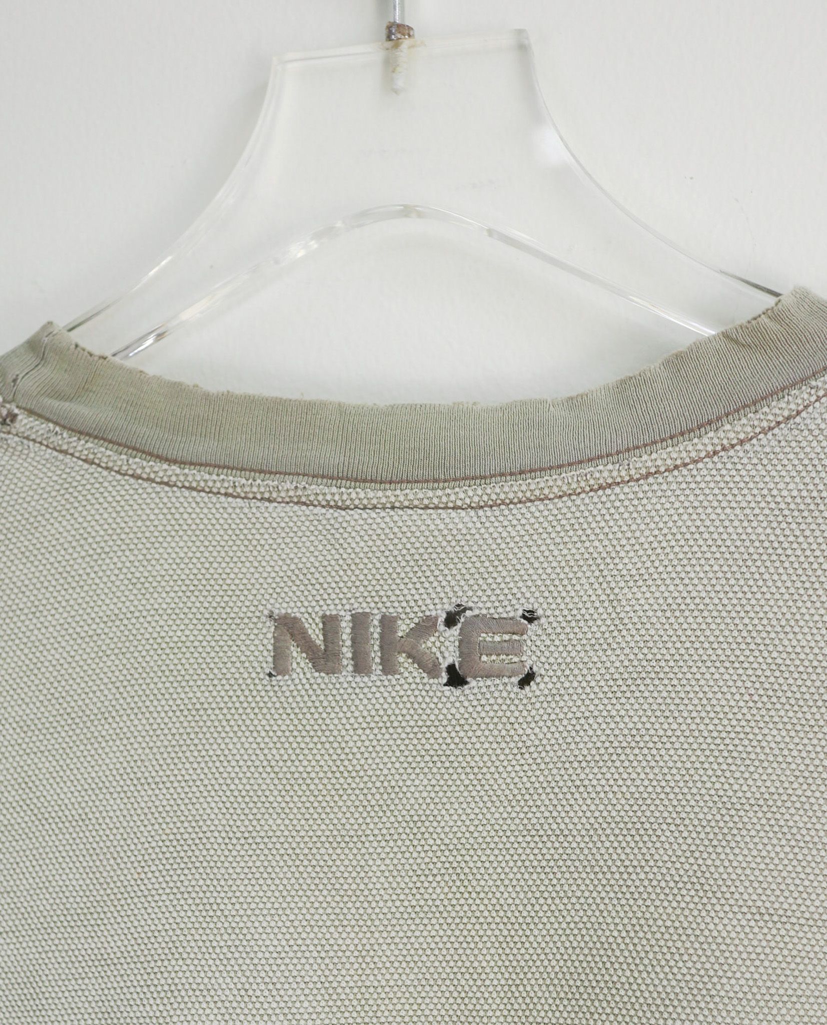  05.19.23 - VTG T-SHIRT - NIKE 90s 