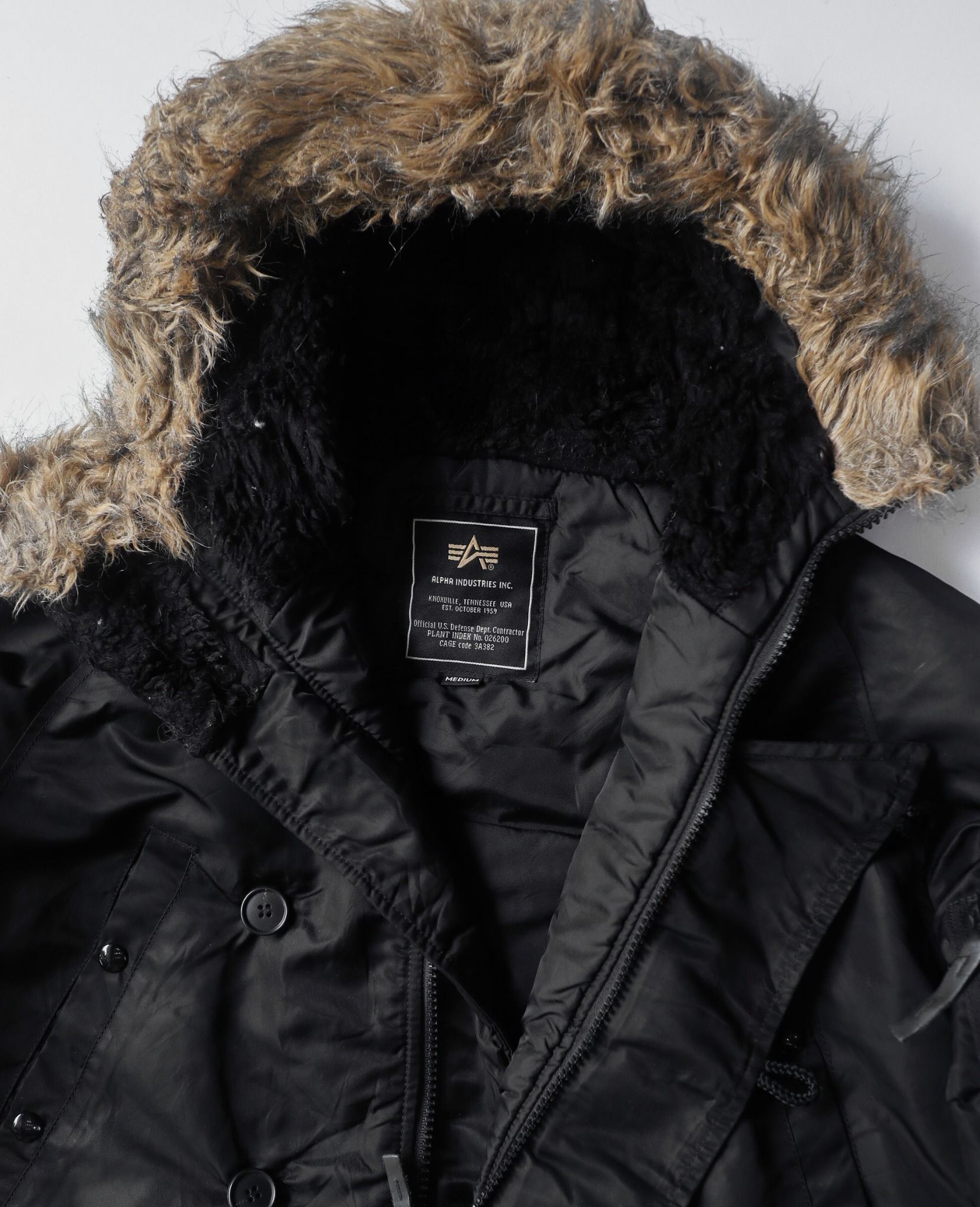  01.15.24 - VTG LONGLINE PARKA EXTREME COLD JACKET - ALPHA INDUSTRIES 