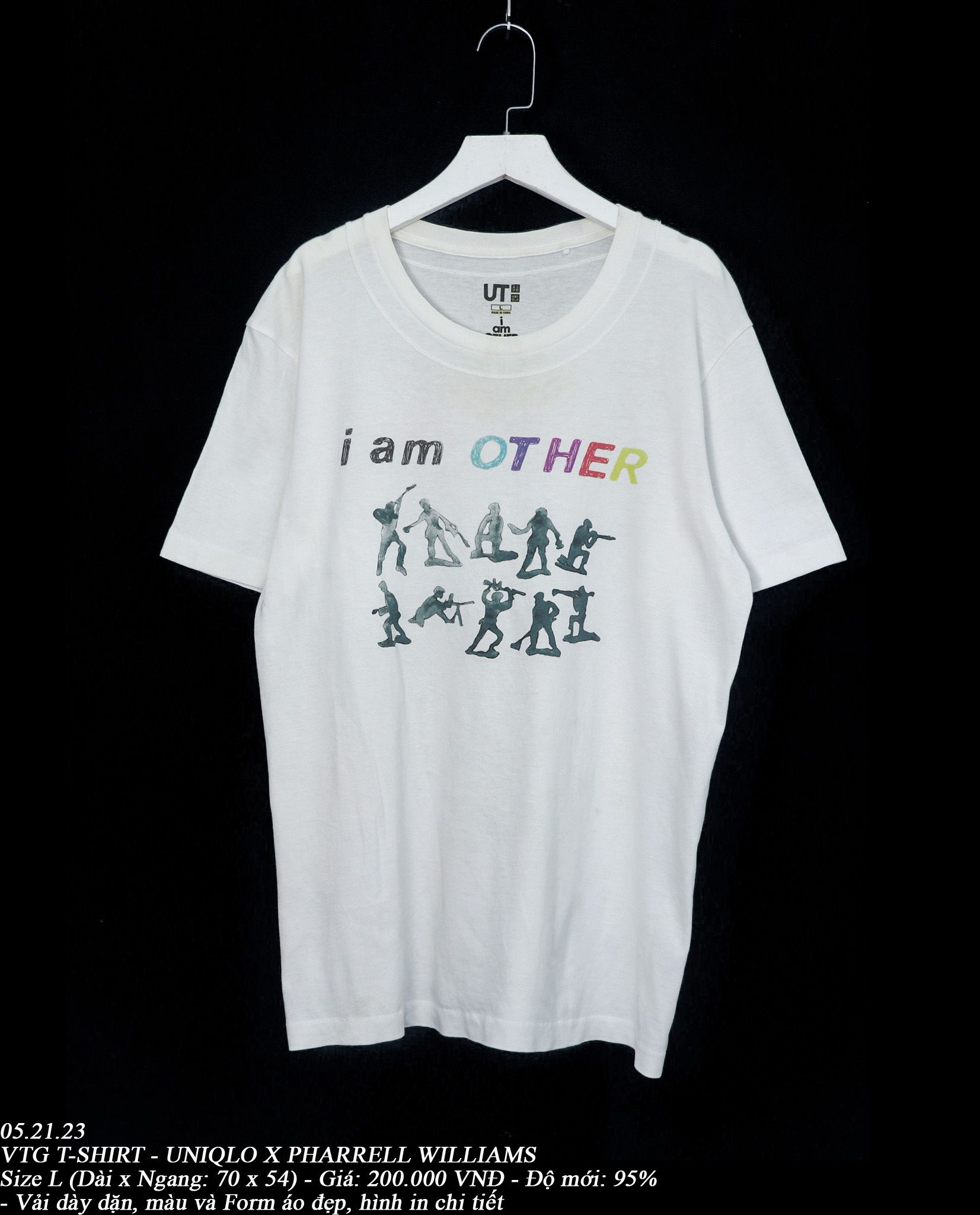 05.21.23 - VTG T-SHIRT - UNIQLO X PHARRELL WILLIAMS 