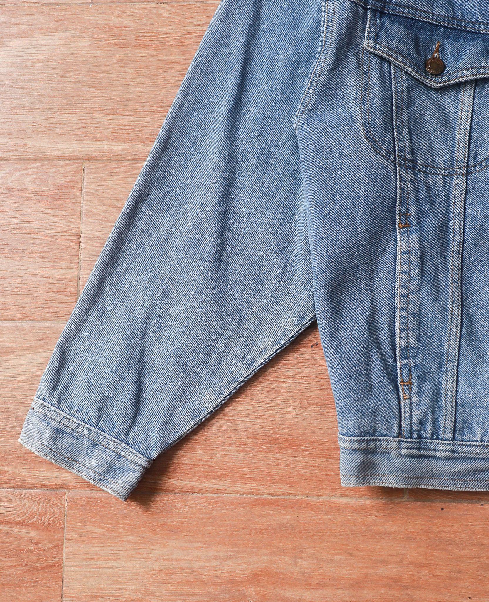  07.14.24 - VTG CROPPED DENIM JACKET - COCO 