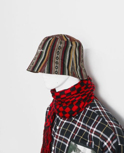 07.26.23 - VTG HEADWEAR - MONA JEANS 
