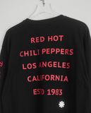  06.08.23 - VTG LONGSLEEVE SHIRT - GU BY UNIQLO X RED HOT CHILI PEPPERS 2017 