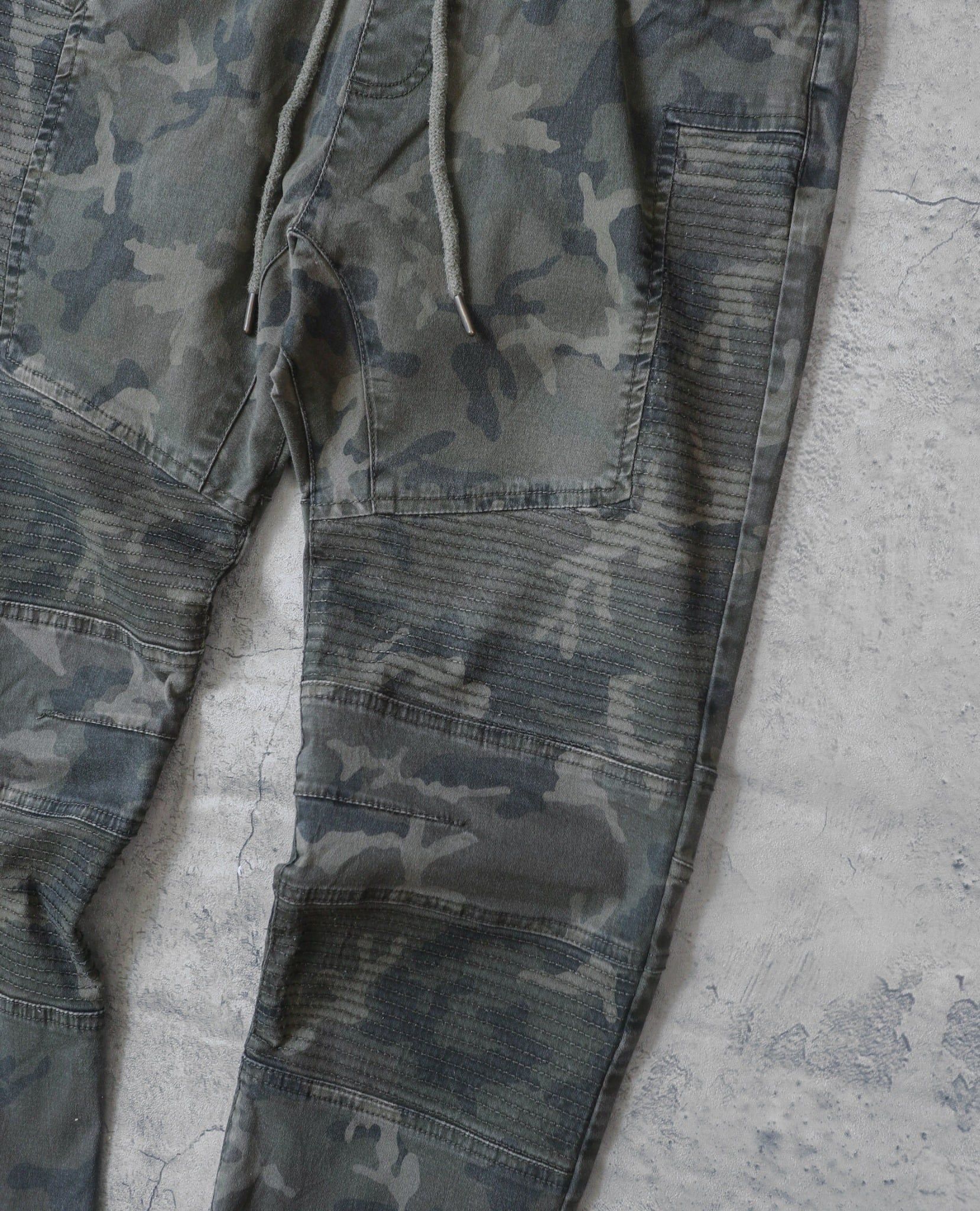  08.09.23 - VTG BIKER DENIM PANTS - FOREVER 21 