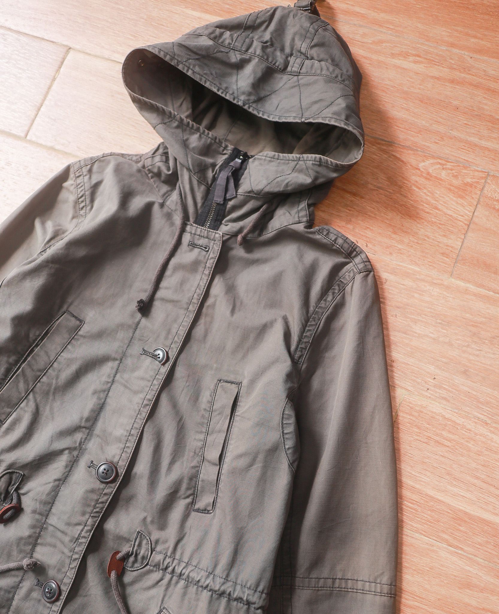  07.21.24 - VTG MILITARY PARKA JACKET - GAP 