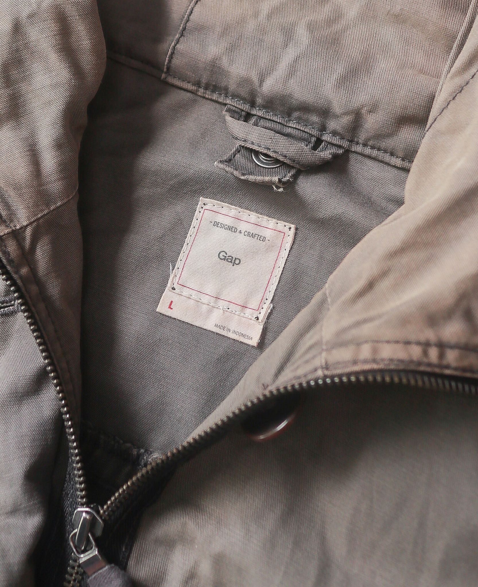  07.21.24 - VTG MILITARY PARKA JACKET - GAP 