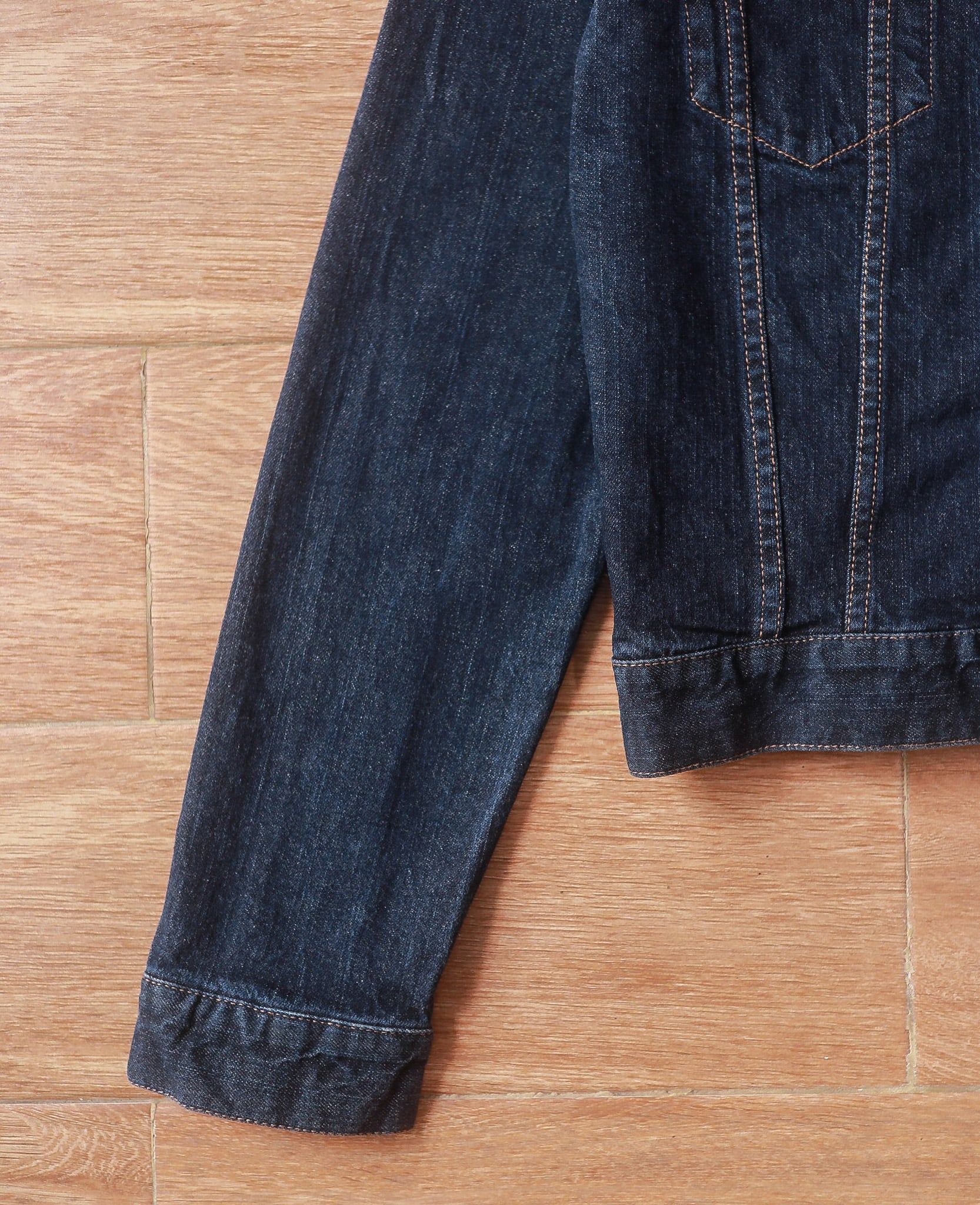  07.21.24 - VTG CROPPED DENIM JACKET - UNIQLO 