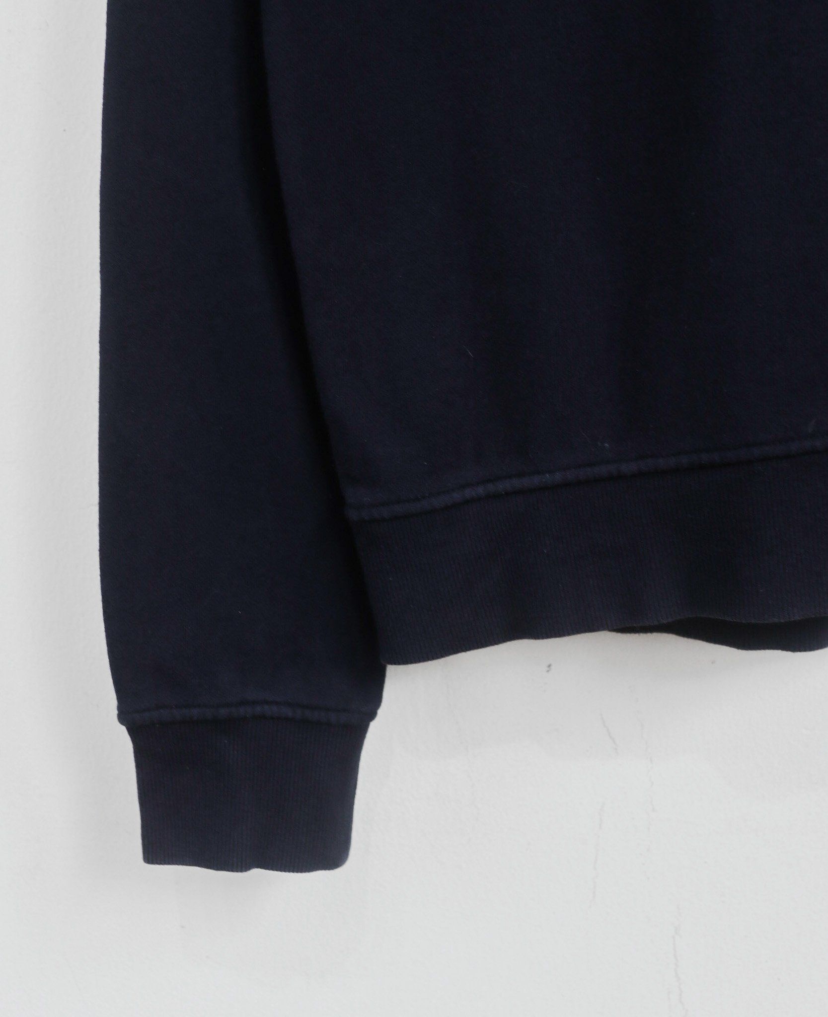  12.29.23 - VTG SWEATSHIRT - BEYOND CLOSET 