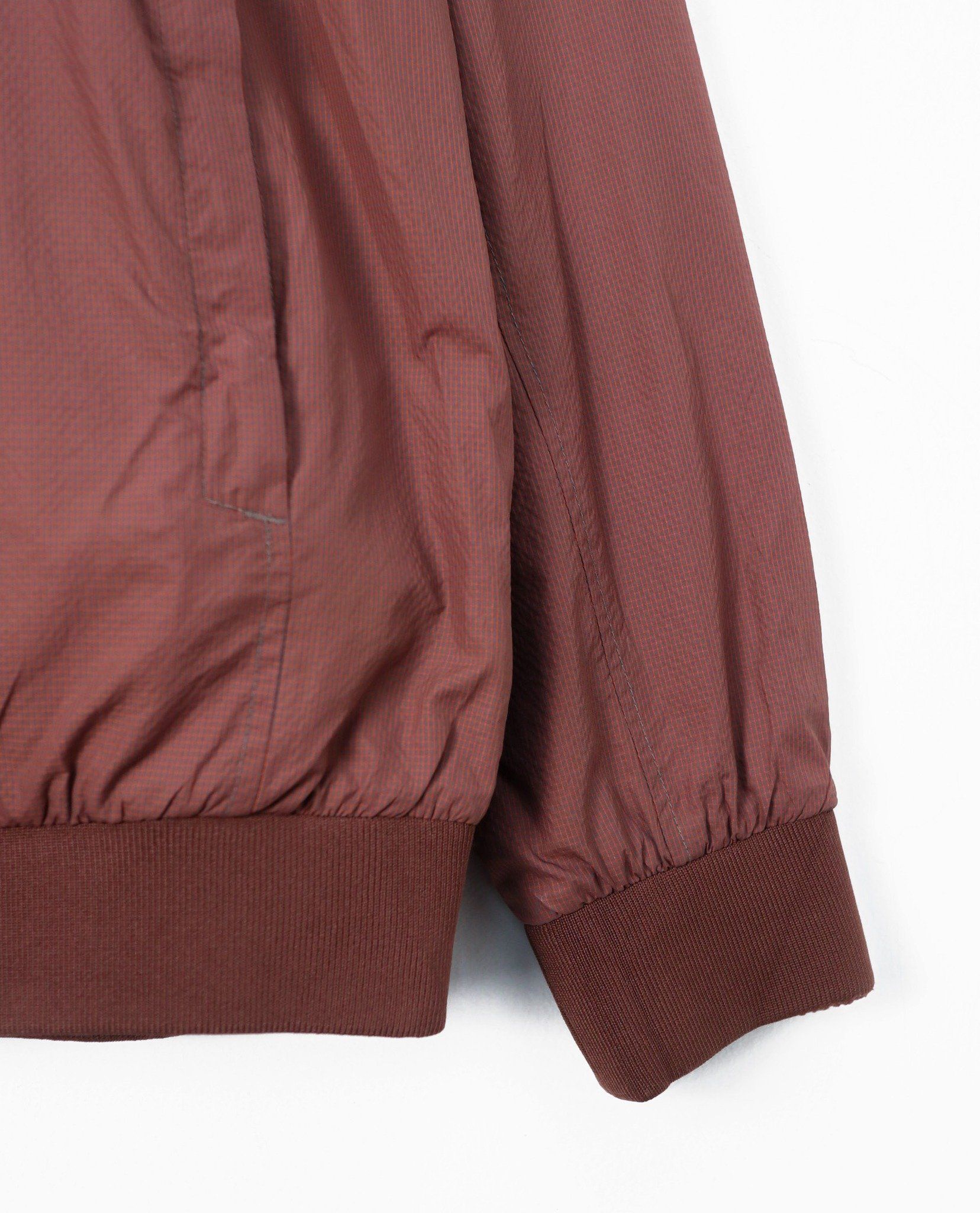  12.18.22 - VTG NYLON WIND SHIRT - PEARLY GATES 