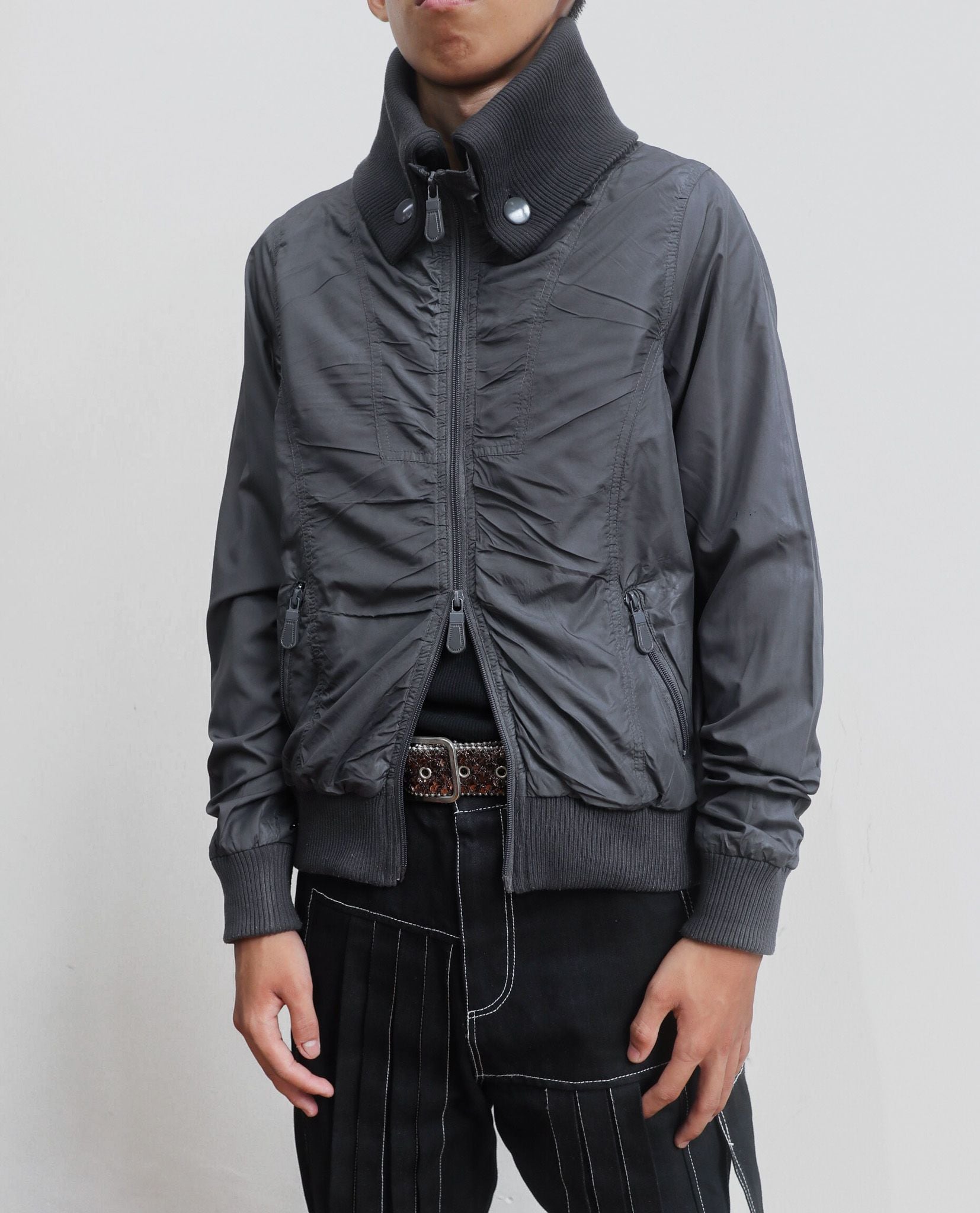  06.05.23 (BLK) - VTG CROPPED NYLON JACKET - MISS ARTEMIS 