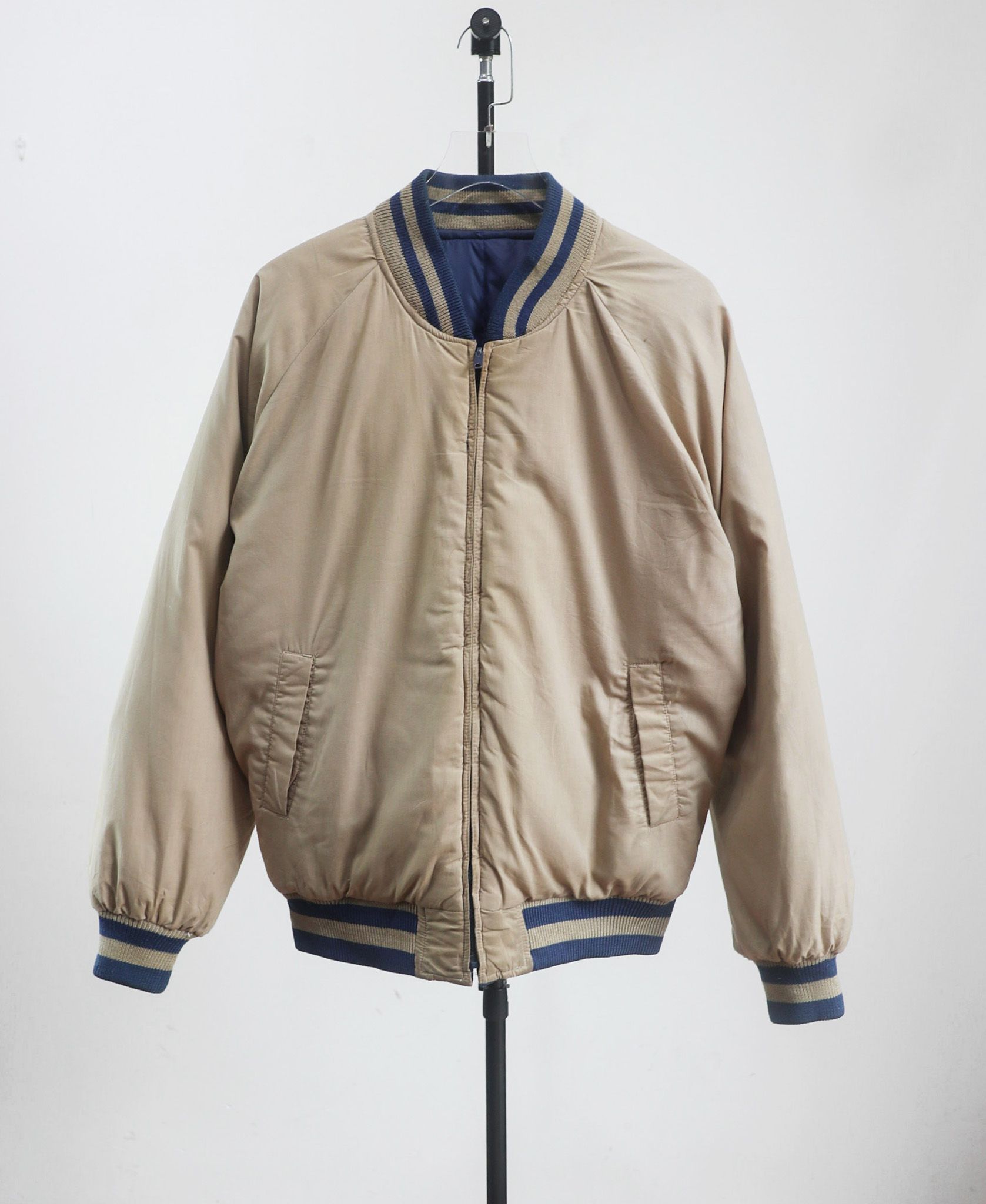  02.29.24 - VTG REVERSIBLE PUFFER BASEBALL JACKET - WRANGLER 90s 