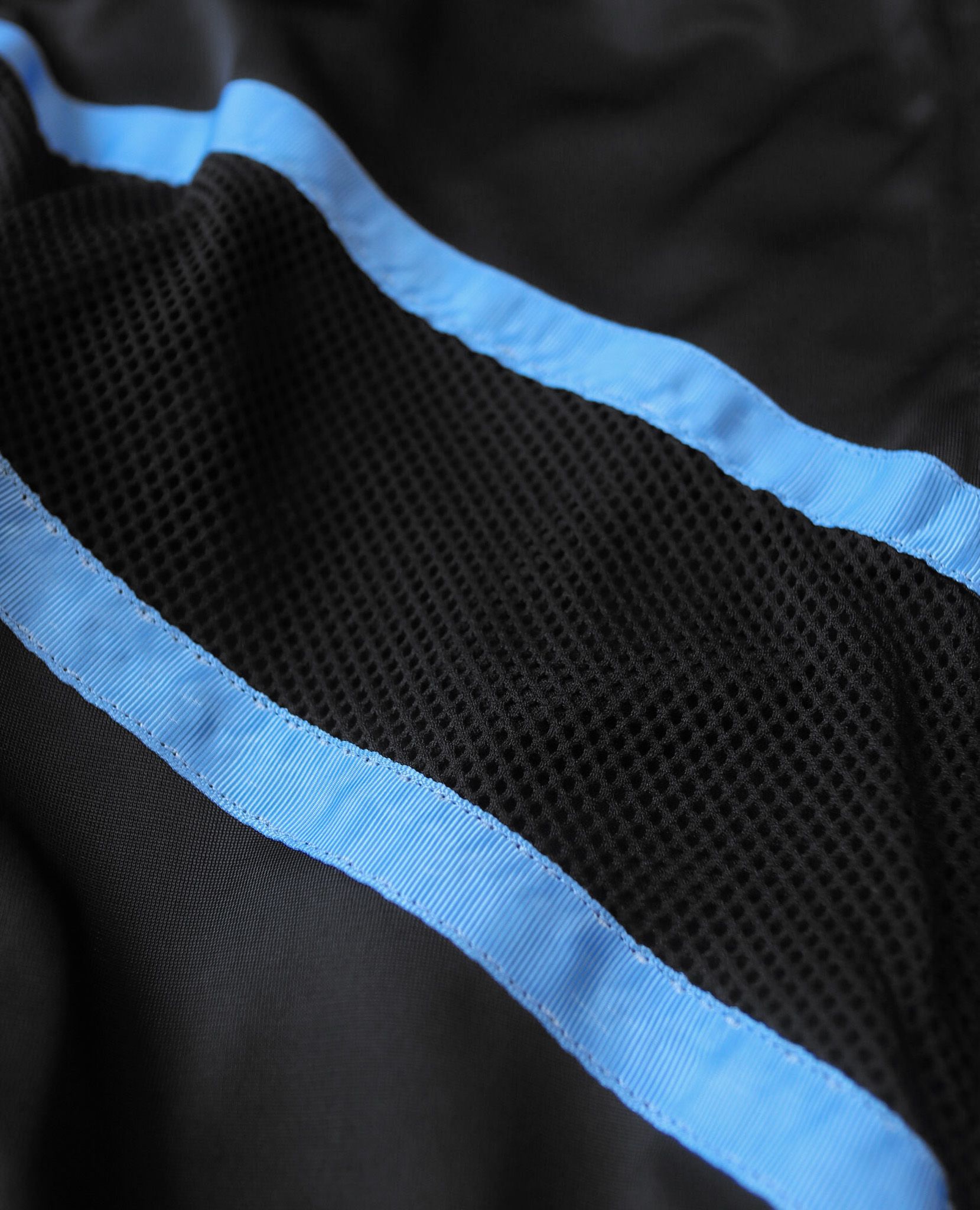  08.11.23 - VTG CROPPED TRACK JACKET - SILVIAN HEACH 