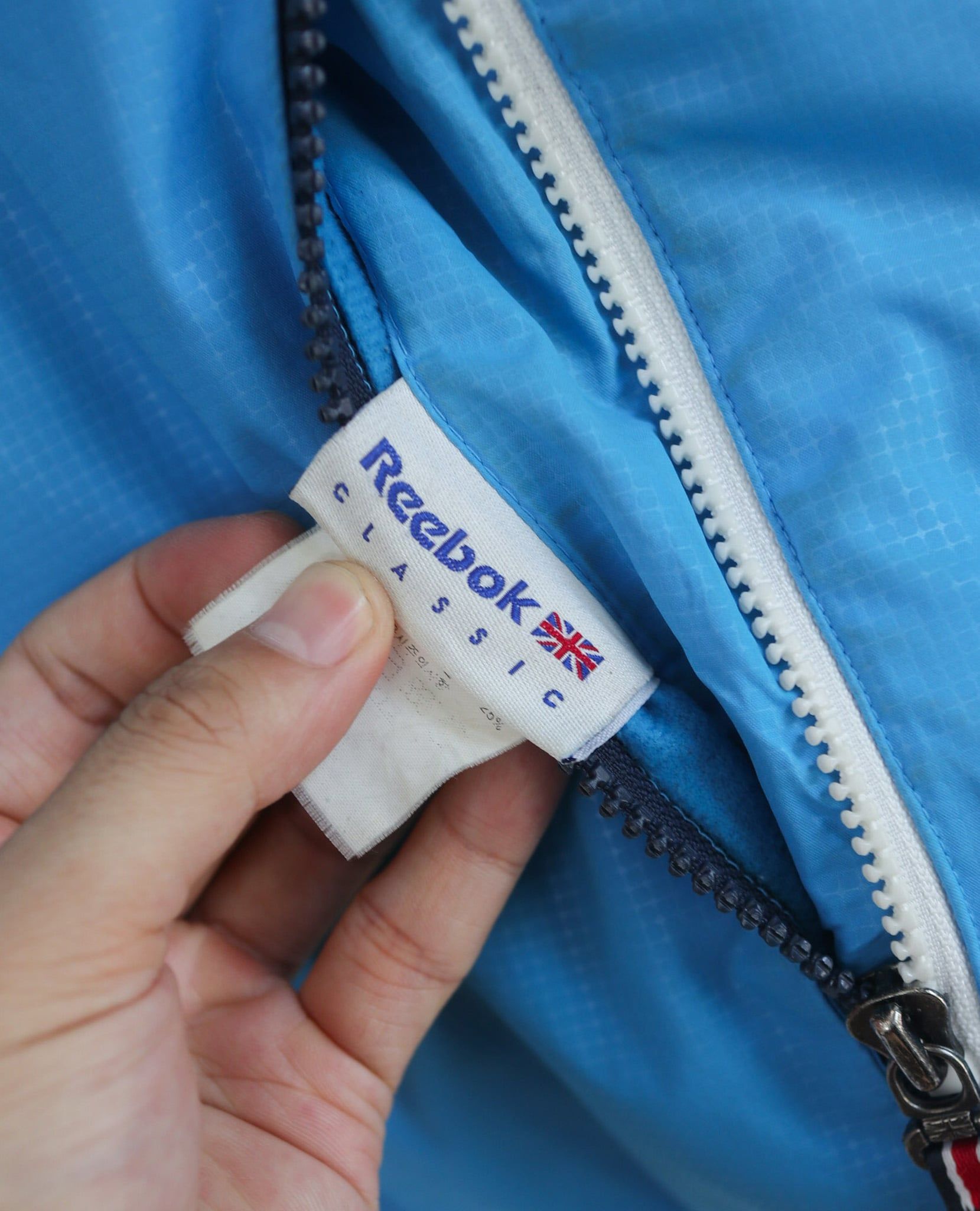  08.13.23 - VTG REVERSIBLE PUFFER VEST JACKET - REEBOK 