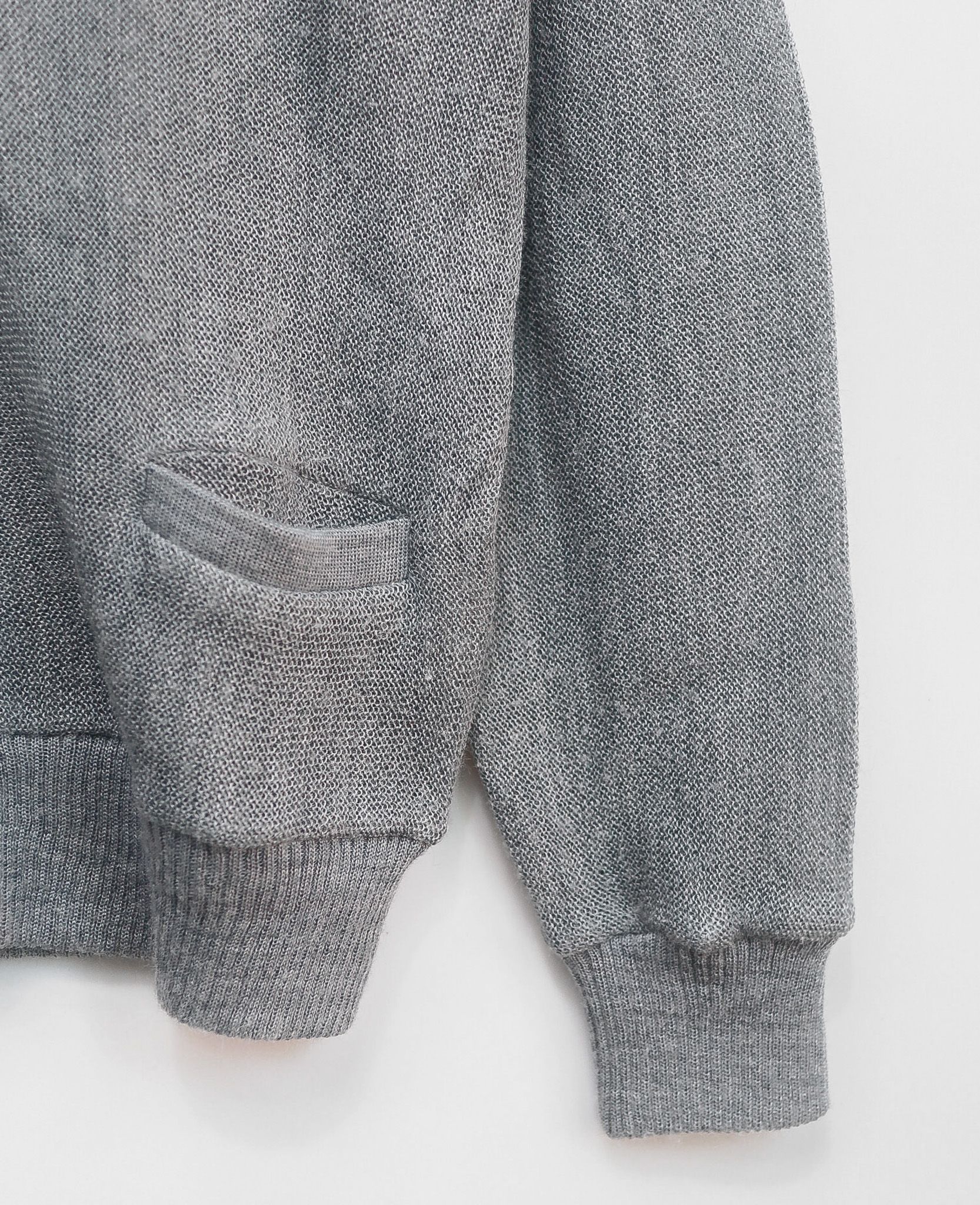  07.28.24 - VTG CROPPED KNIT CARDIGAN JACKET - CROCODILE 90s 