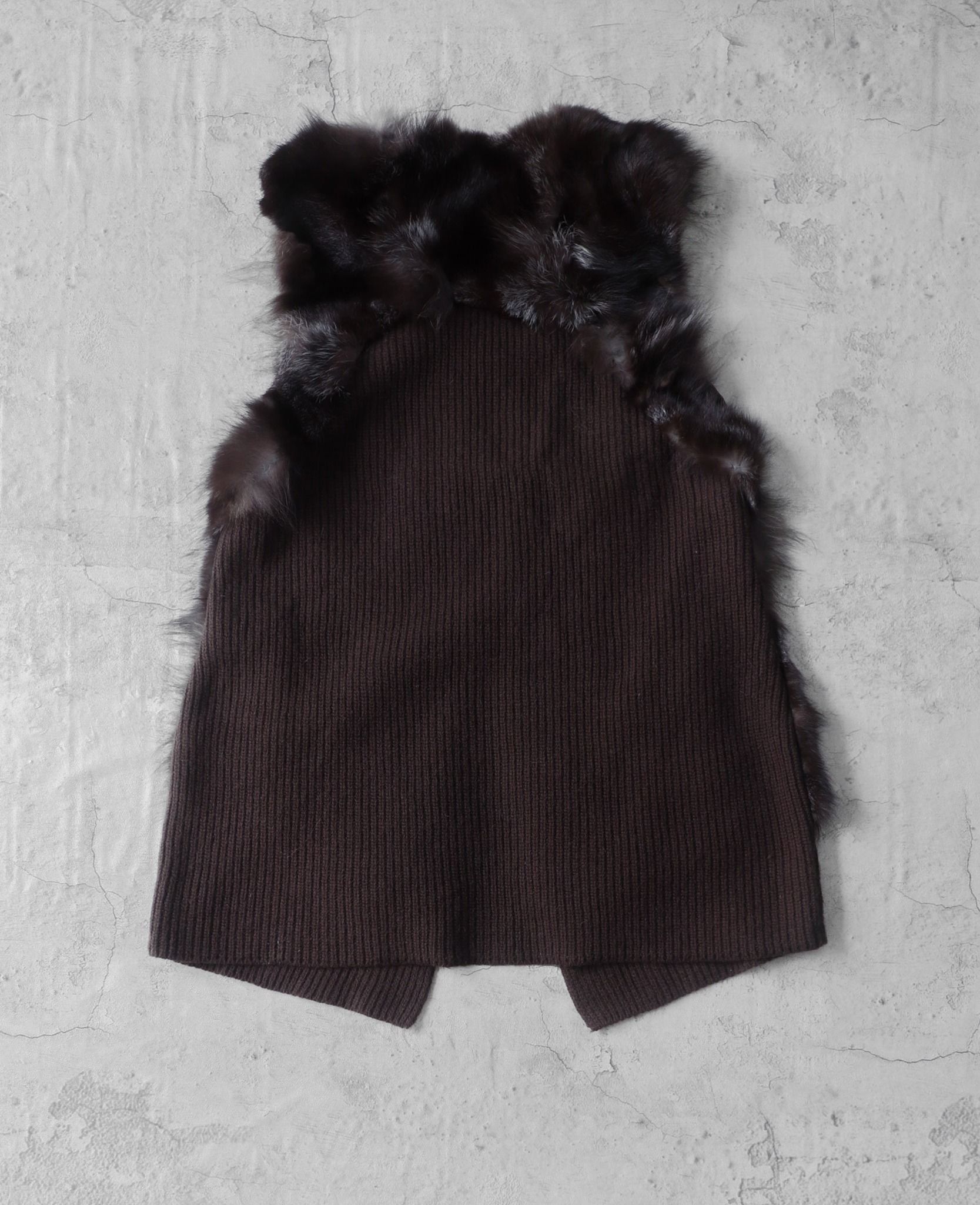  01.05.24 - VTG FUR VEST JACKET - MATRYOSHKA 
