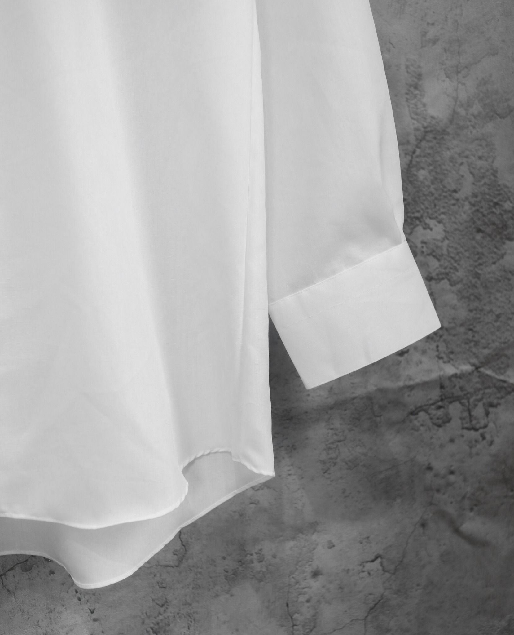  08.20.23 - VTG BUTTON UP SHIRT - CHRISTIAN ORANI 
