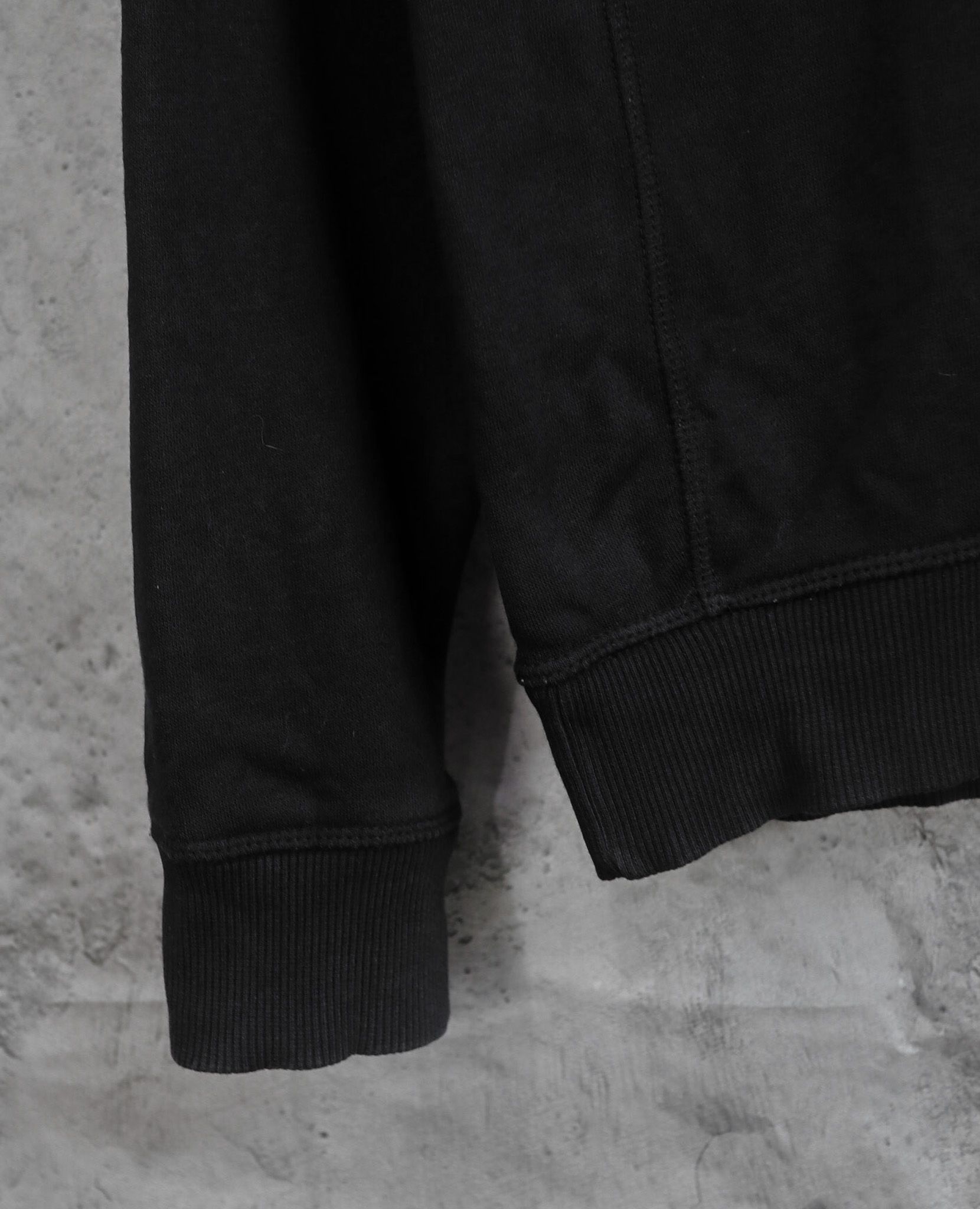  10.08.23 - VTG SWEATSHIRT - ADIDAS 