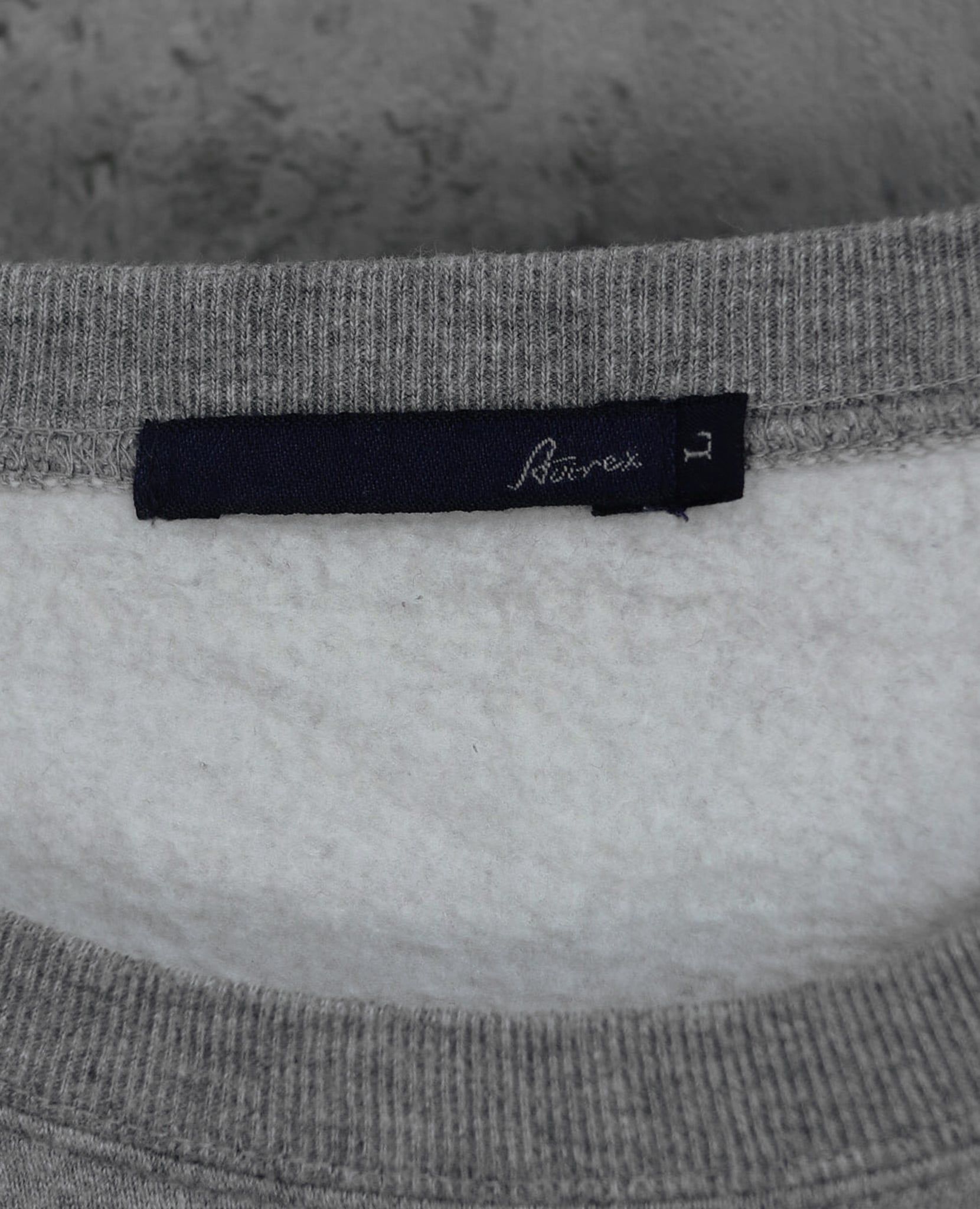  10.08.23 - VTG SWEATSHIRT - AVIREX 