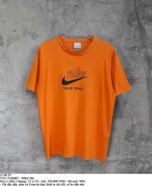  11.06.23 - VTG T-SHIRT - NIKE 90s 