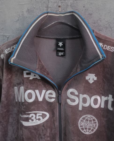  01.11.24 - VTG VELVET TRACK JACKET - DESCENTE 