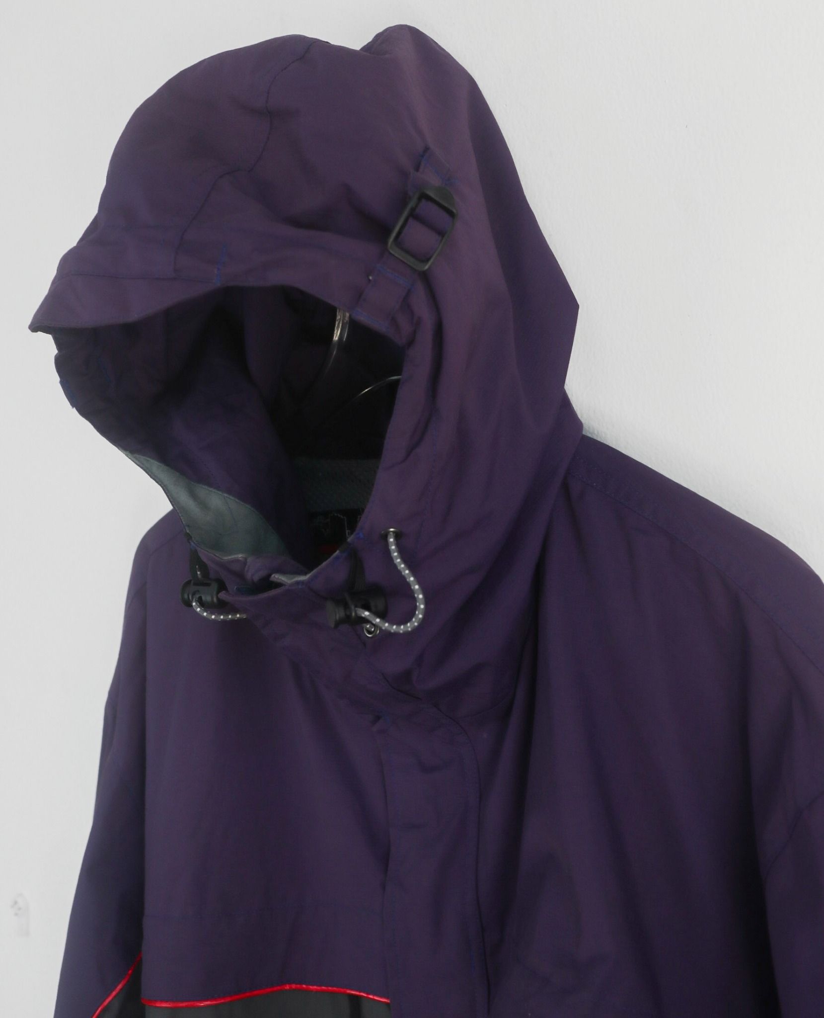  07.23.23 - VTG WINDBREAKER JACKET - GUSH CLOTHING 