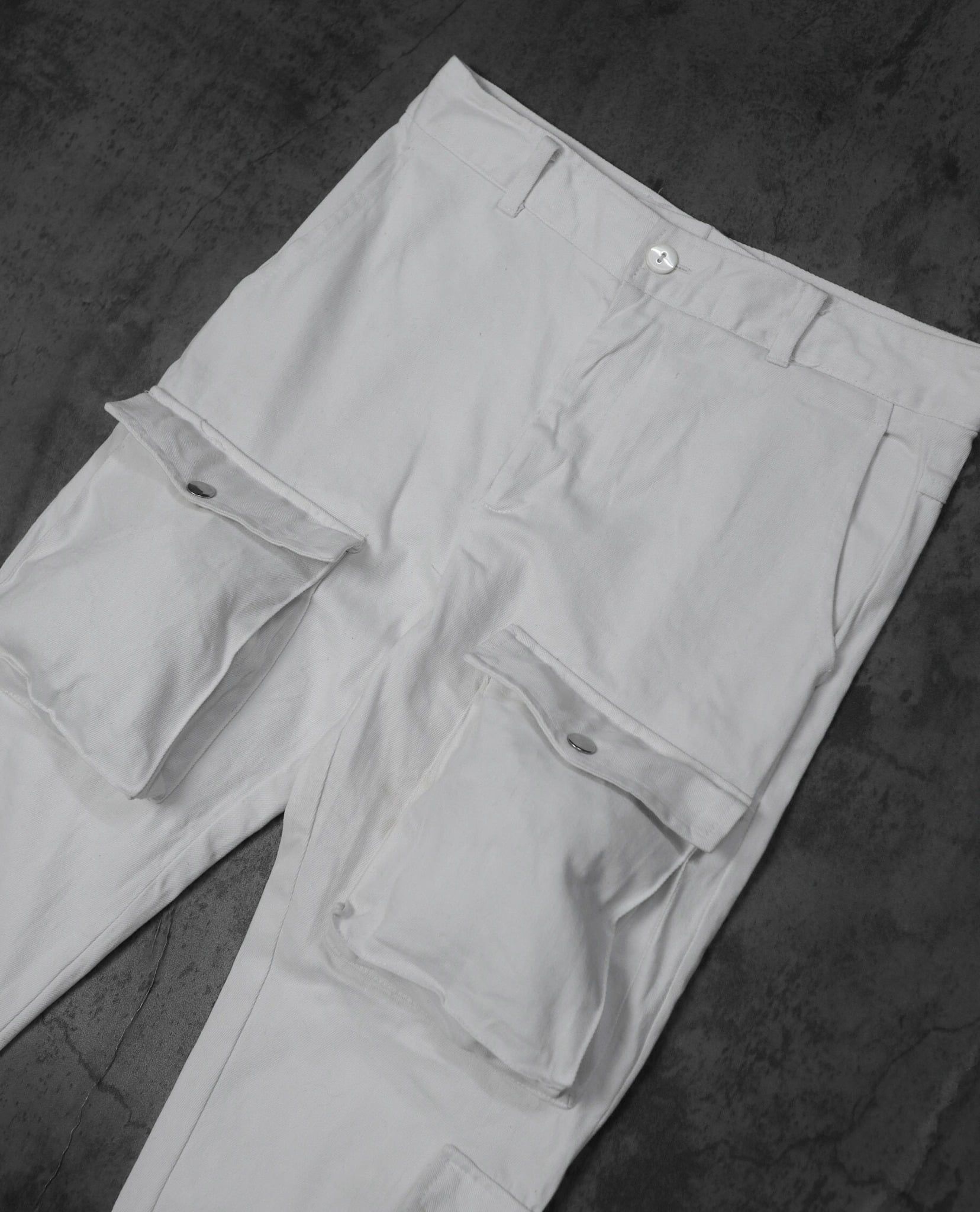  12.29.22 - VTG CARGO PANTS 